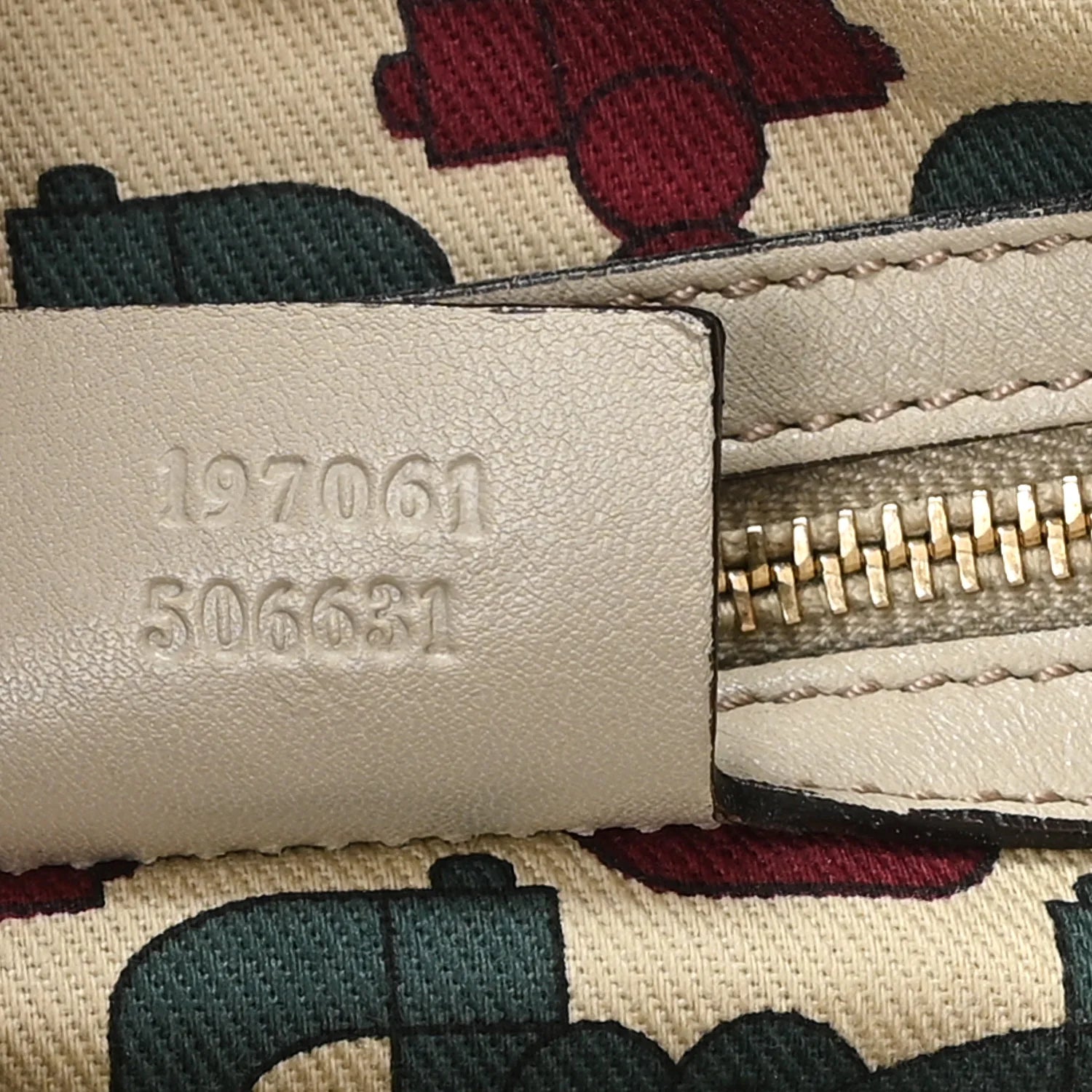 ssima Medium Hysteria Tote Ivory