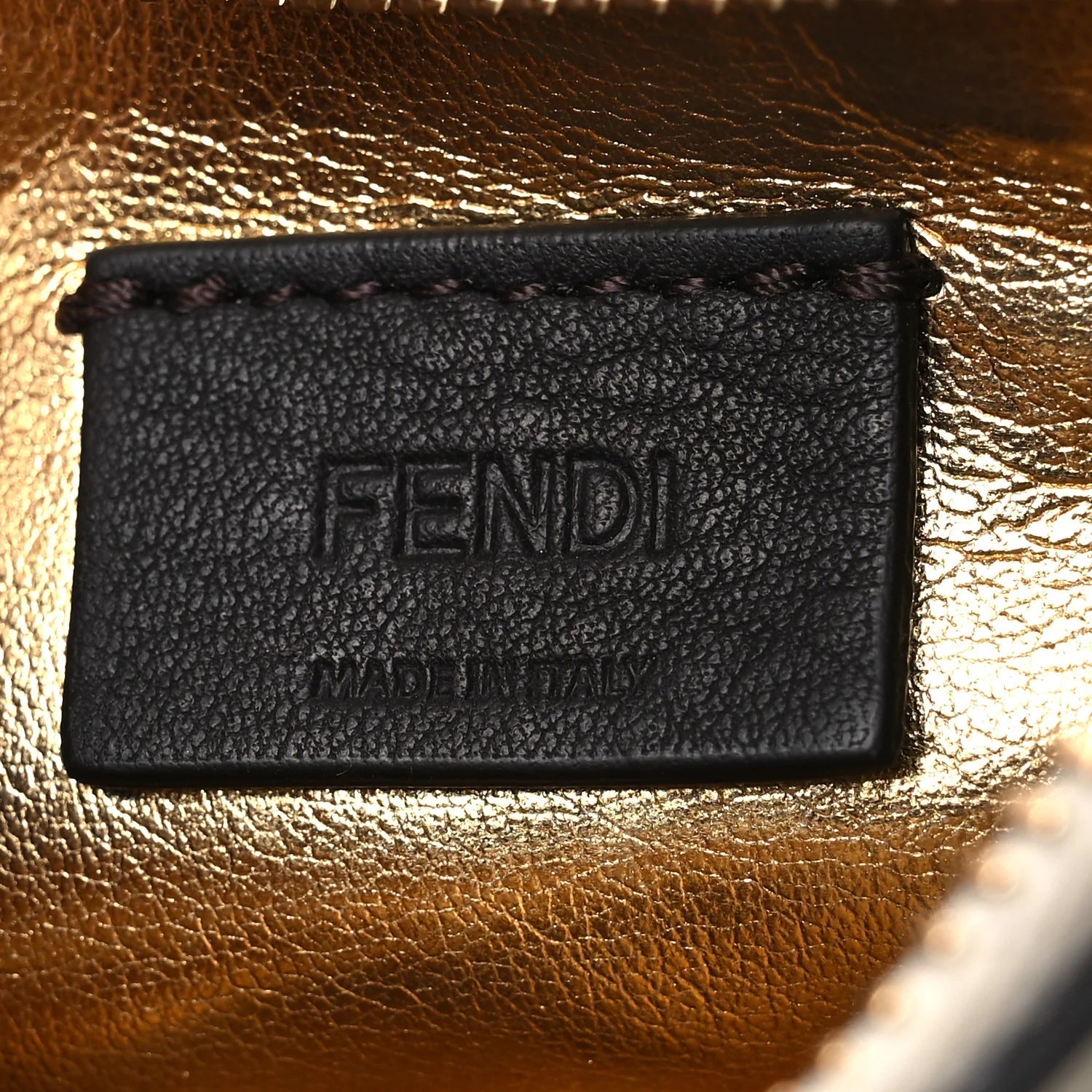 Vitello Grace Matte Nano graphy Hobo Charm White Ice