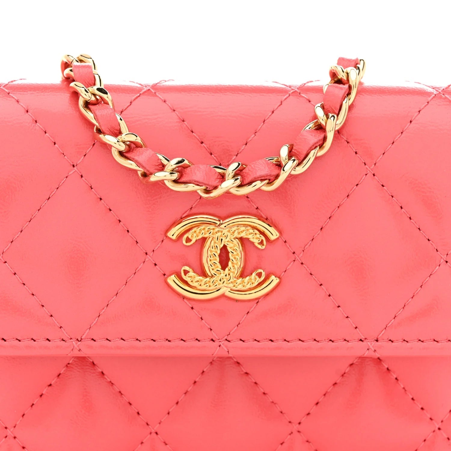 Shiny Lambskin Quilted Card Holder on Chain Pink