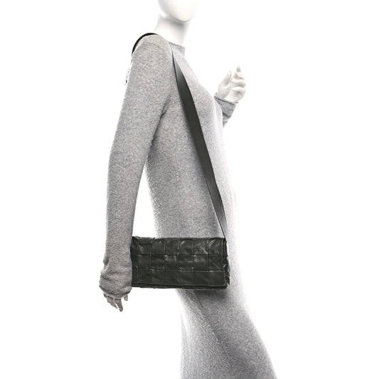 Paper Calfskin Intrecciato Stretch Cassette Camping