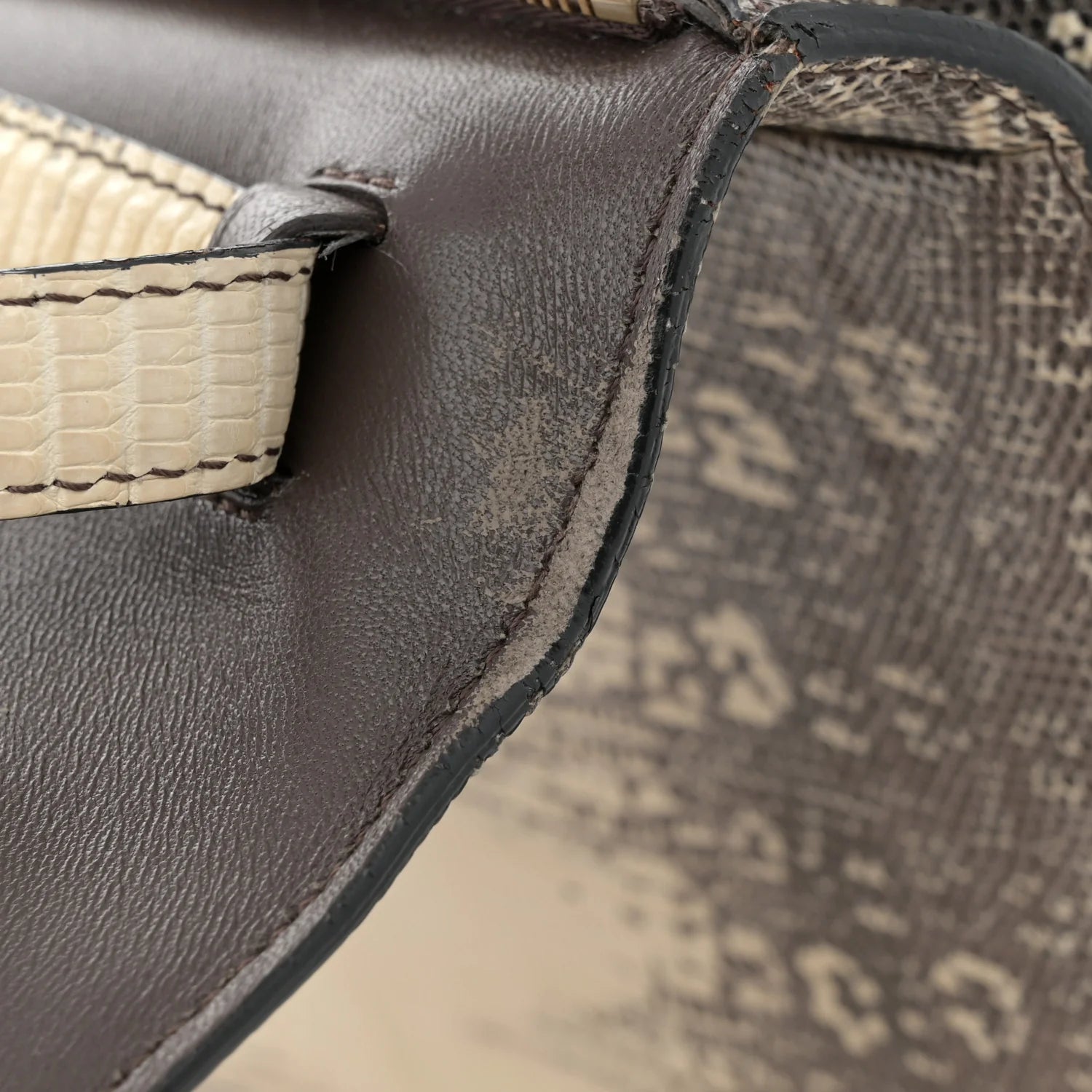 Lizard Medium Classic Box Flap Bag Natural