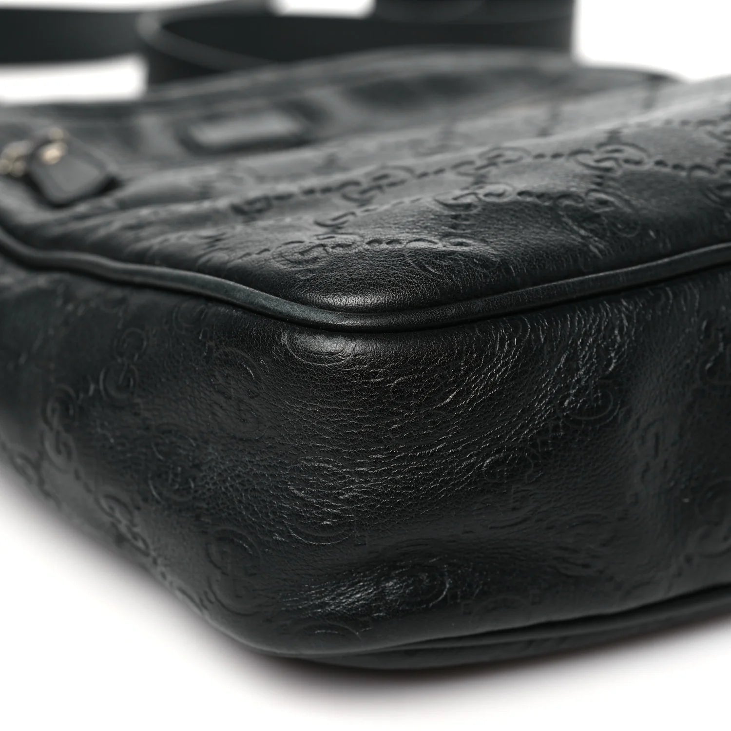 ssima Flat Messenger Bag Black