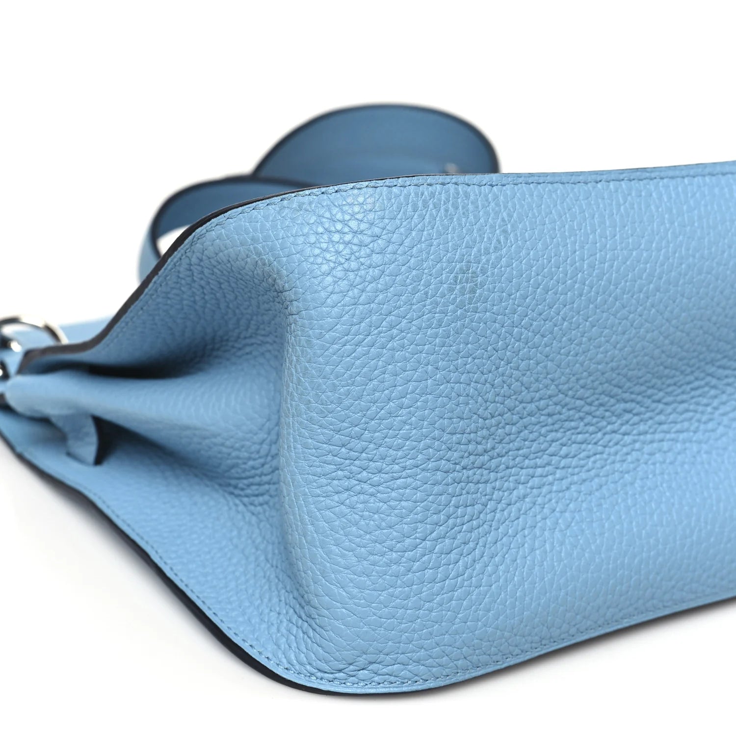 Taurillon Clemence Jypsiere 28 Bleu Du Nord