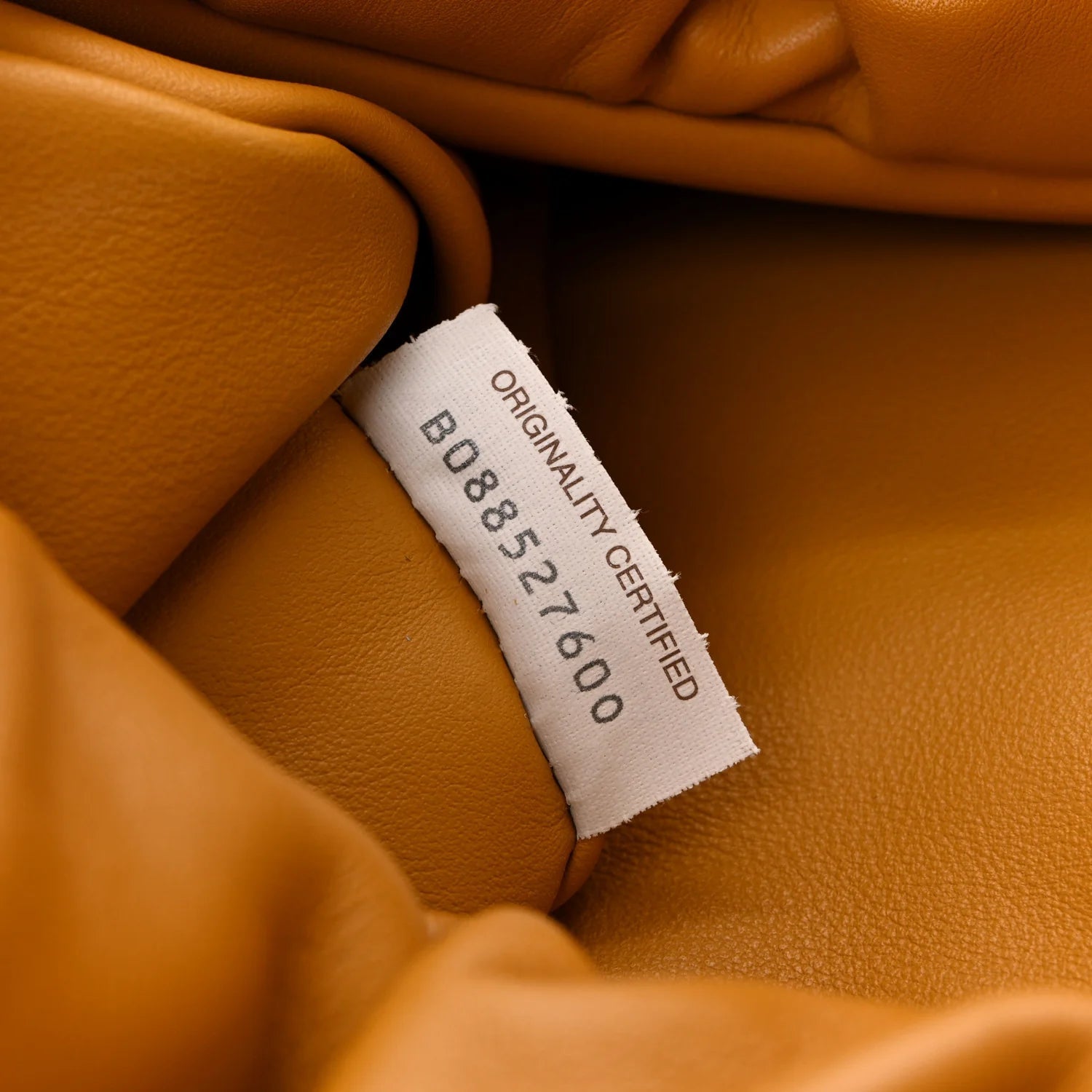 Smooth Butter Calfskin Large the Shoulder Pouch Butterscotch