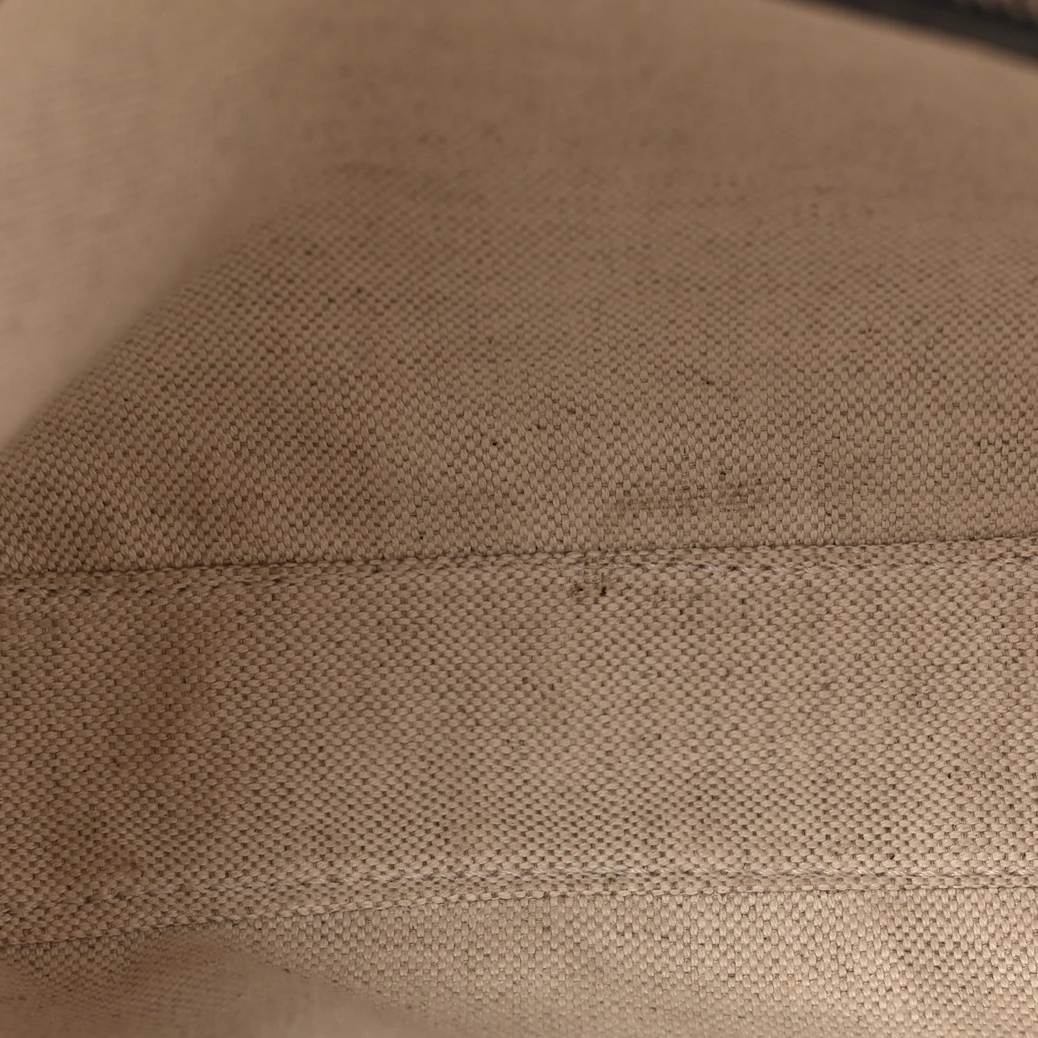 Piuma Calfskin Jumbo GG Embossed Small Messenger Bag Black