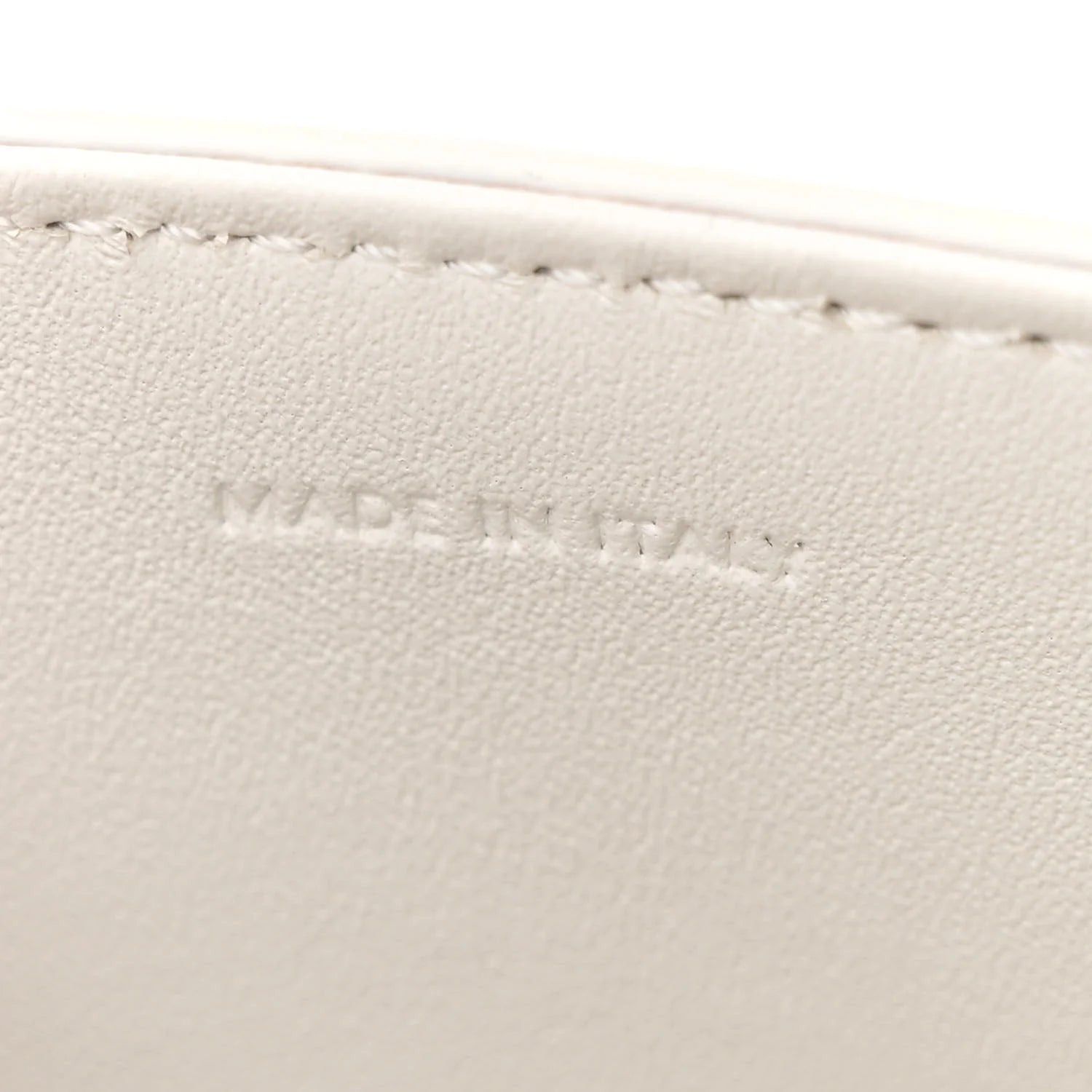 Shiny Calfskin Teen Triomphe Arctic White