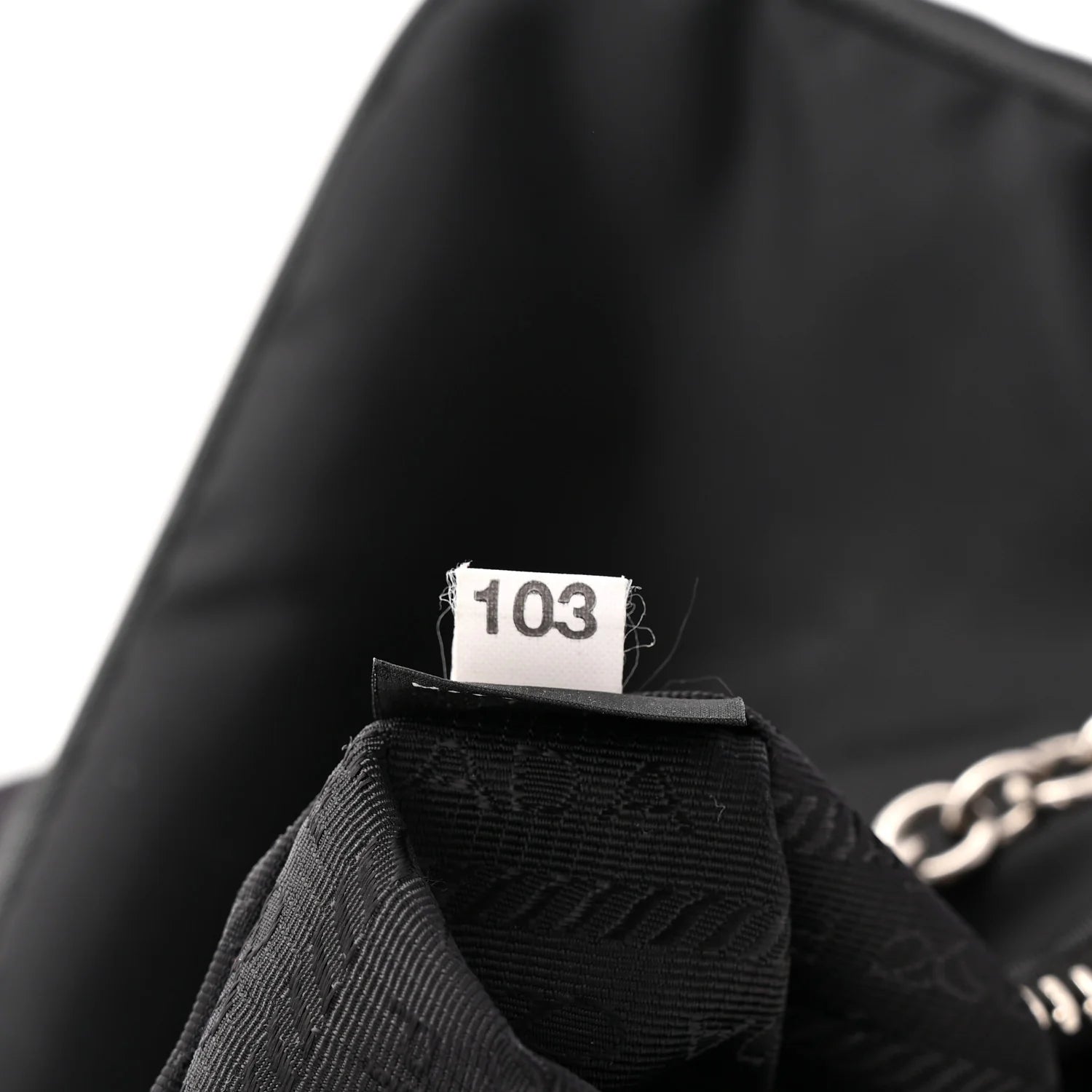 Re-Nylon Saffiano Re-Edition 2005 Shoulder Bag Black