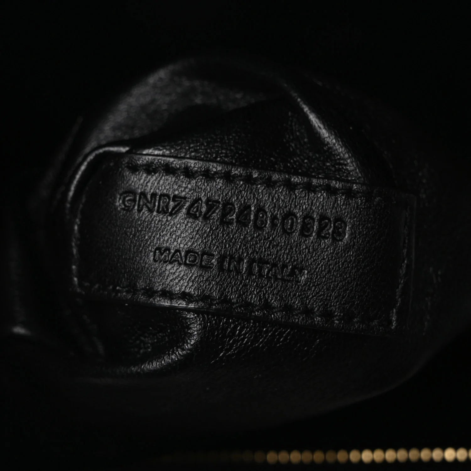 Smooth Calfskin Manhattan Top Handle Black