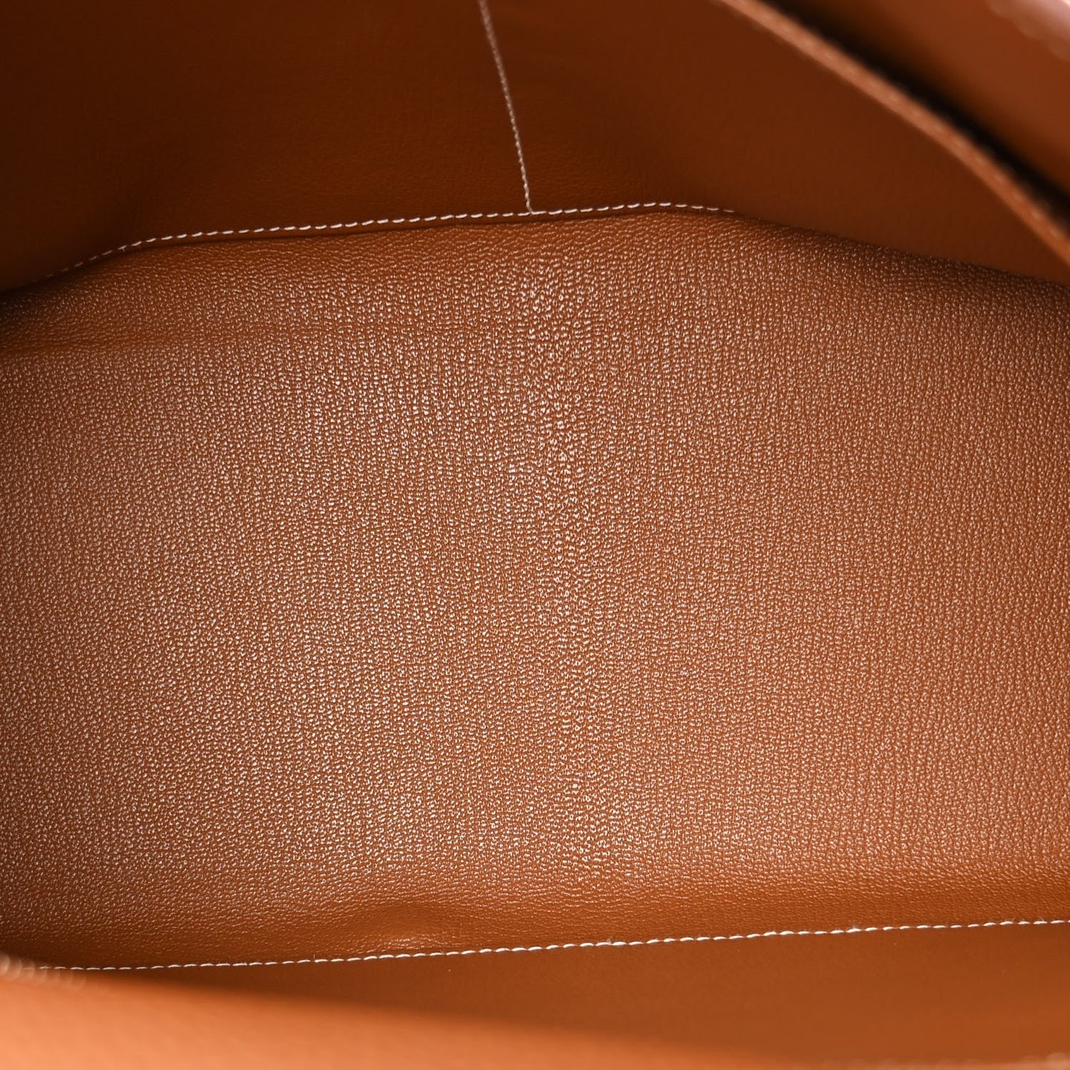 Togo Kelly Retourne 35 Gold