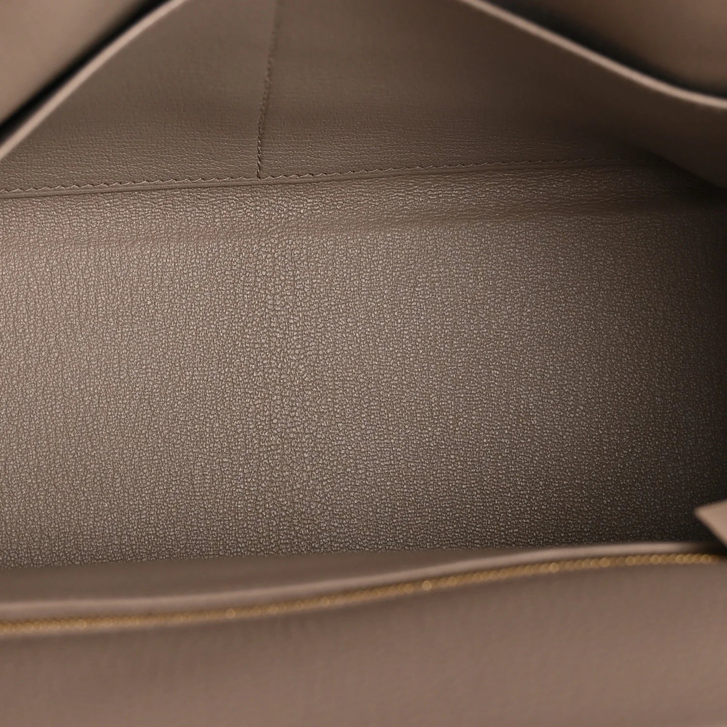 Togo Horseshoe Kelly Retourne 28 Gris Asphalte Anemone