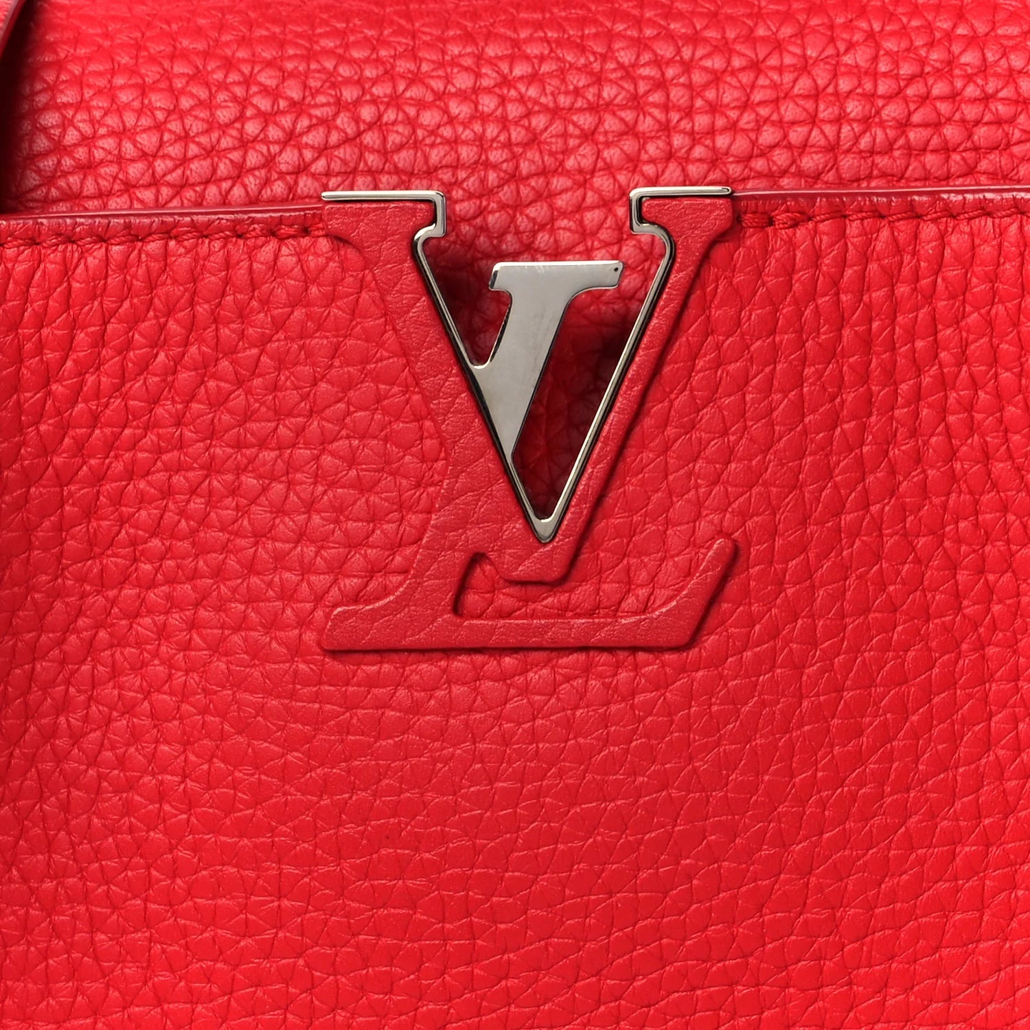 Taurillon Capucines BB Scarlet Red