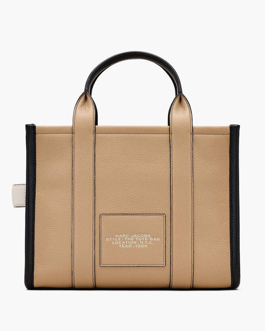 THE MEDIUM TOTE