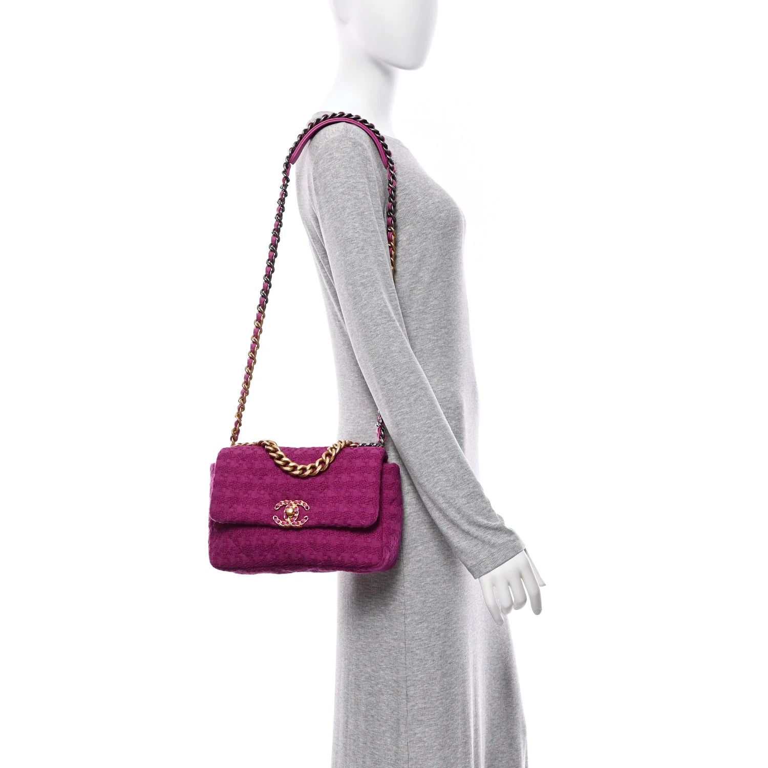 Tweed Quilted Medium  19 Flap Magenta