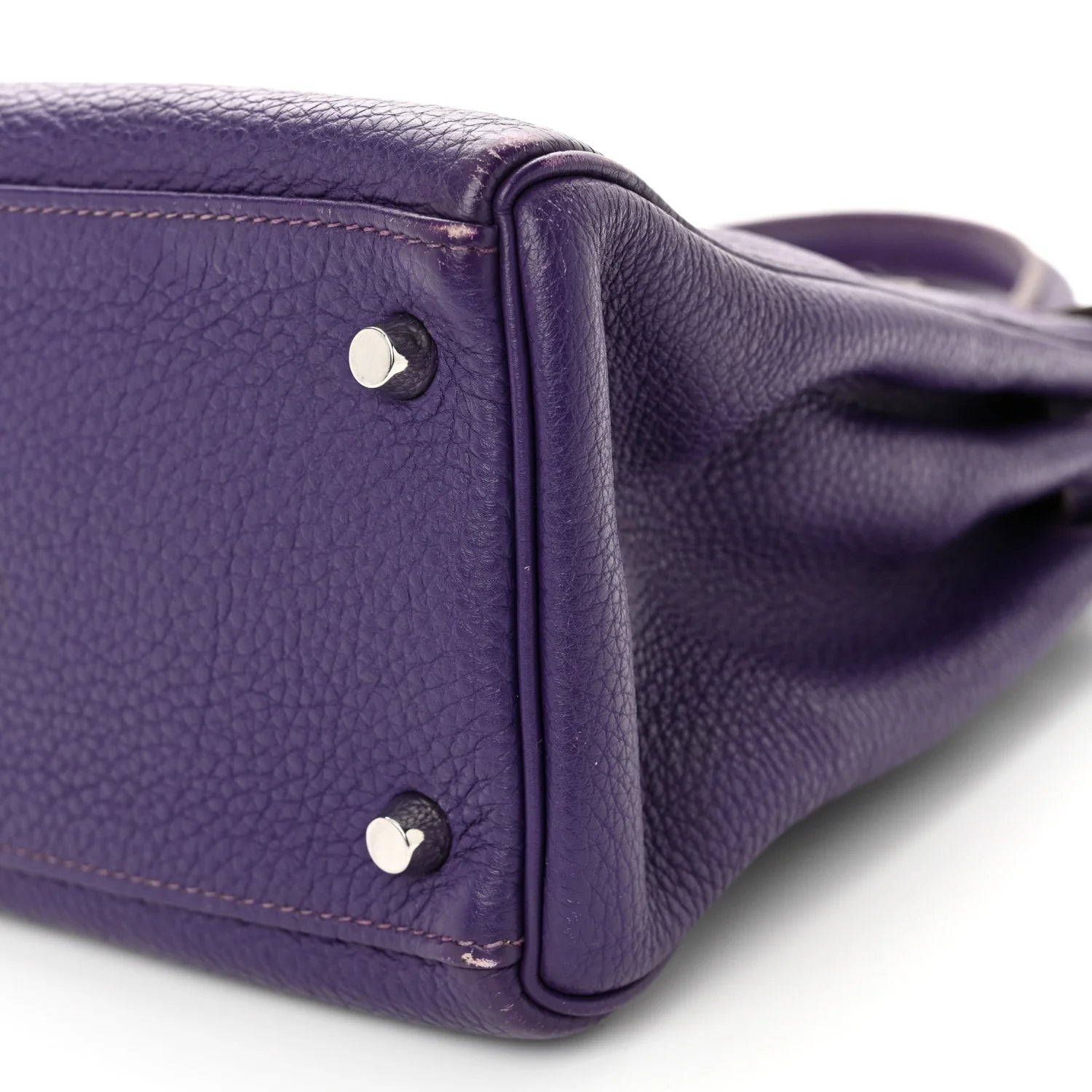 Togo Kelly Retourne 28 Iris