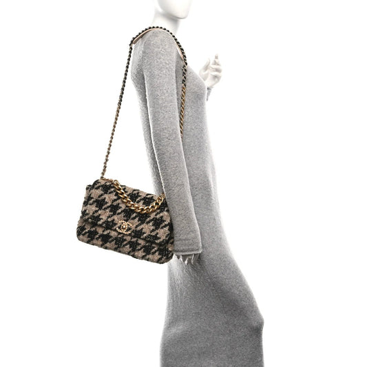 Tweed Large  19 Flap Beige Black