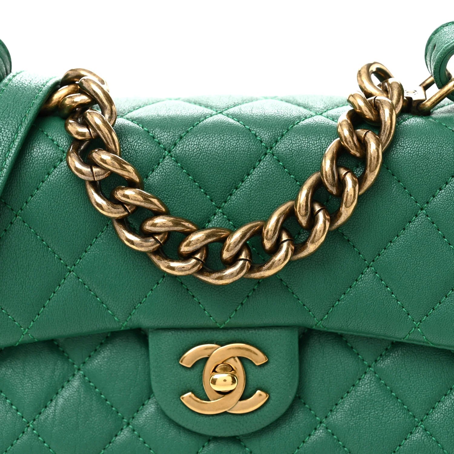 Shiny Sheepskin Quilted Mini Trapezio Flap Green