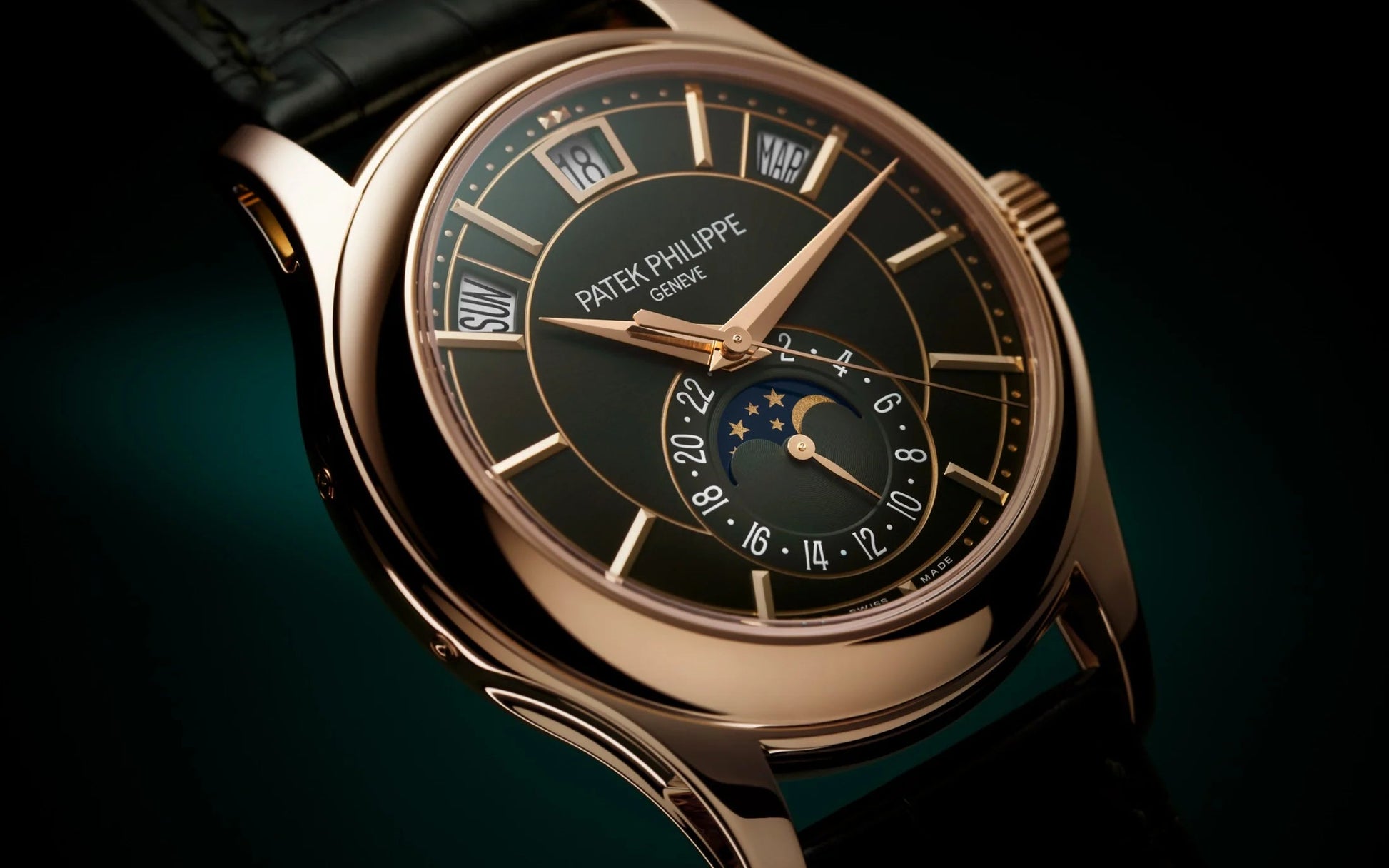 Complication, 18K Rose Gold, 40Mm, Annual Calendar Ref# 5205R-011