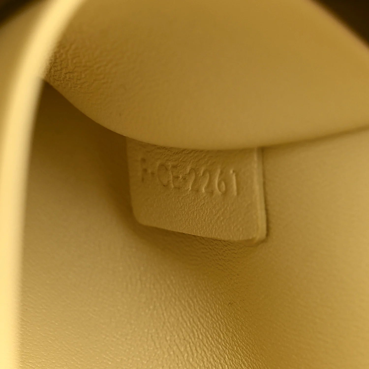 Shiny Calfskin Triomphe Shoulder Bag Papyrus