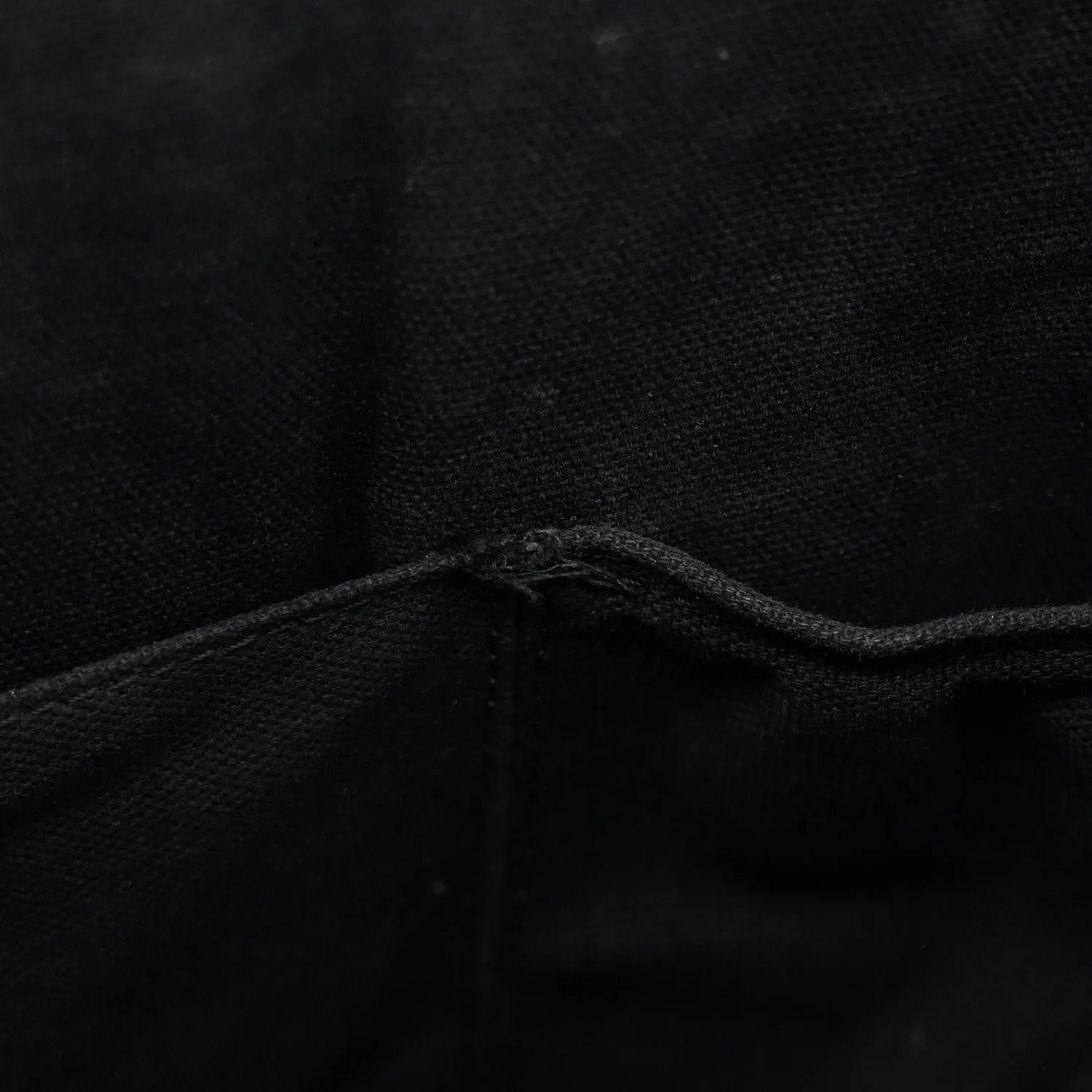 Sugar Goatskin Medium Antigona Black