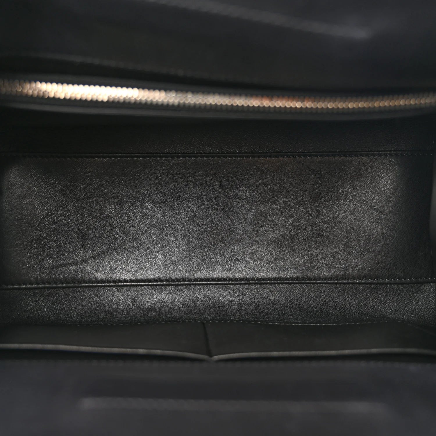 Smooth Calfskin Peggy Bag Black