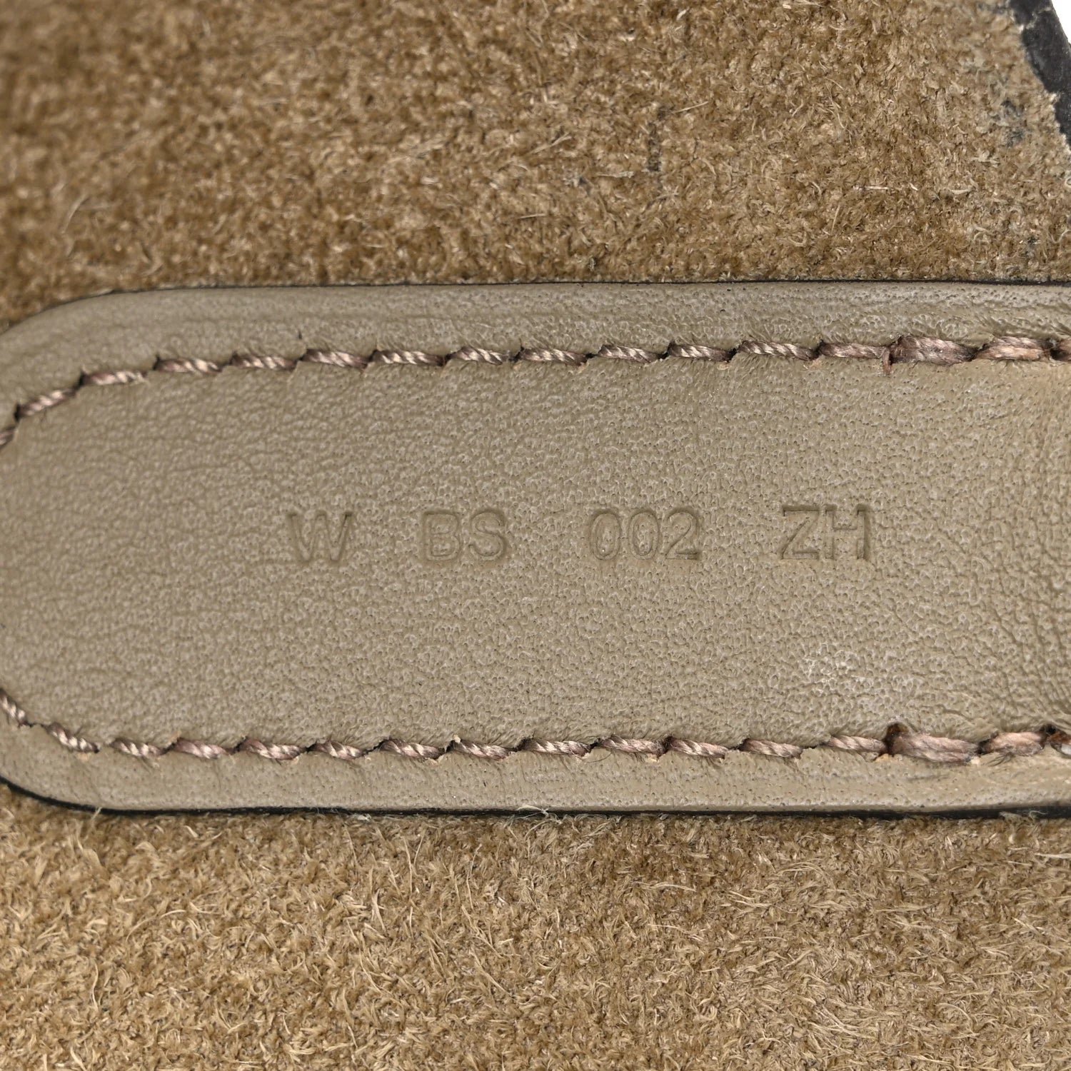 Taurillon Clemence Swift In-The-Loop 18 Bag Beige Marfa