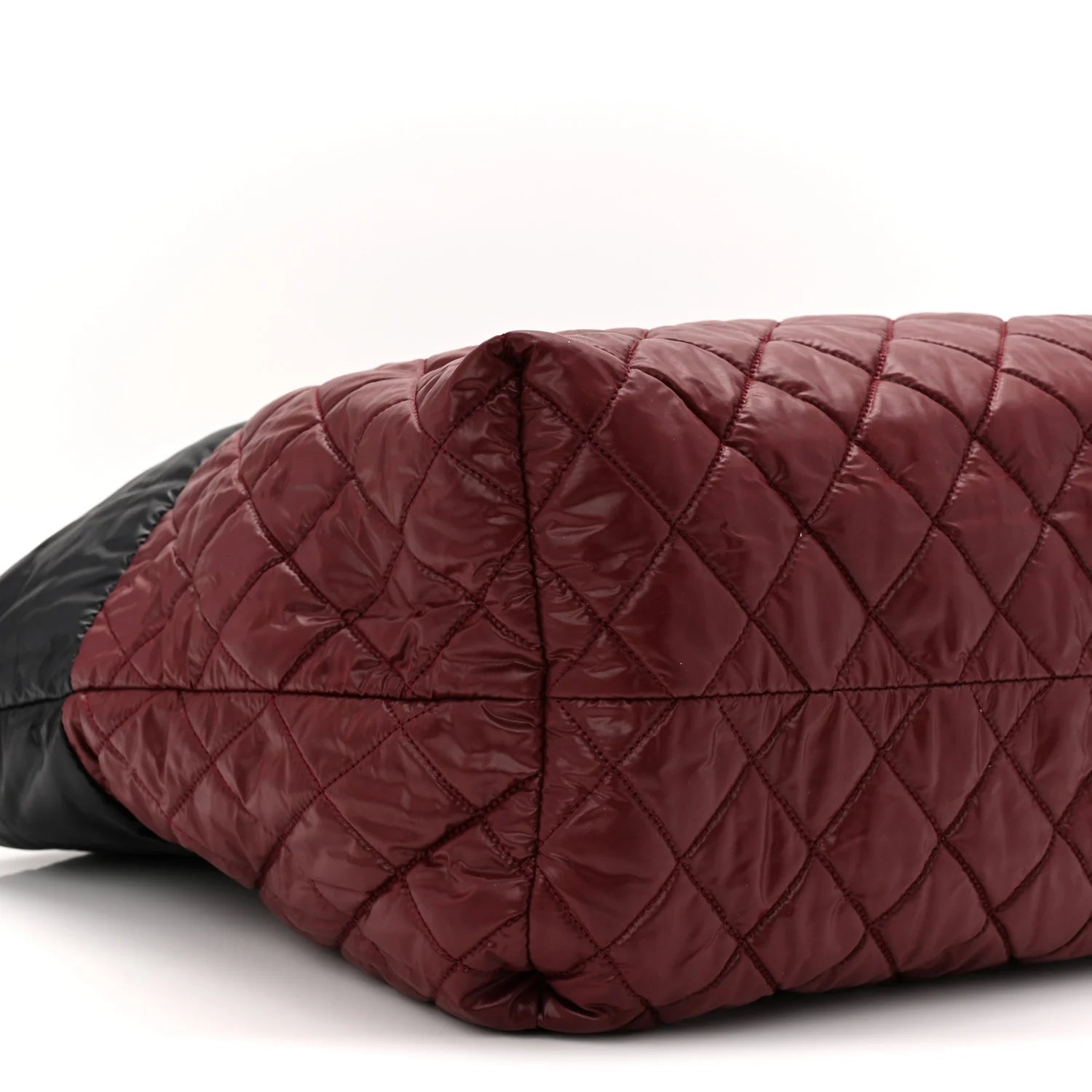 Nylon Quilted Medium Coco Cocoon Reversible Tote Black