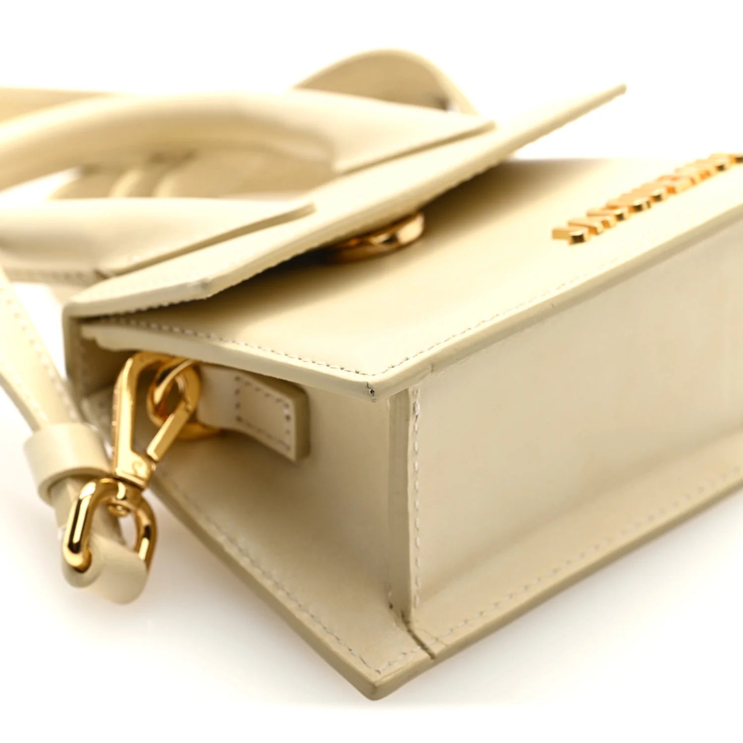 Smooth Calfskin Mini Le Chiquito Ivory
