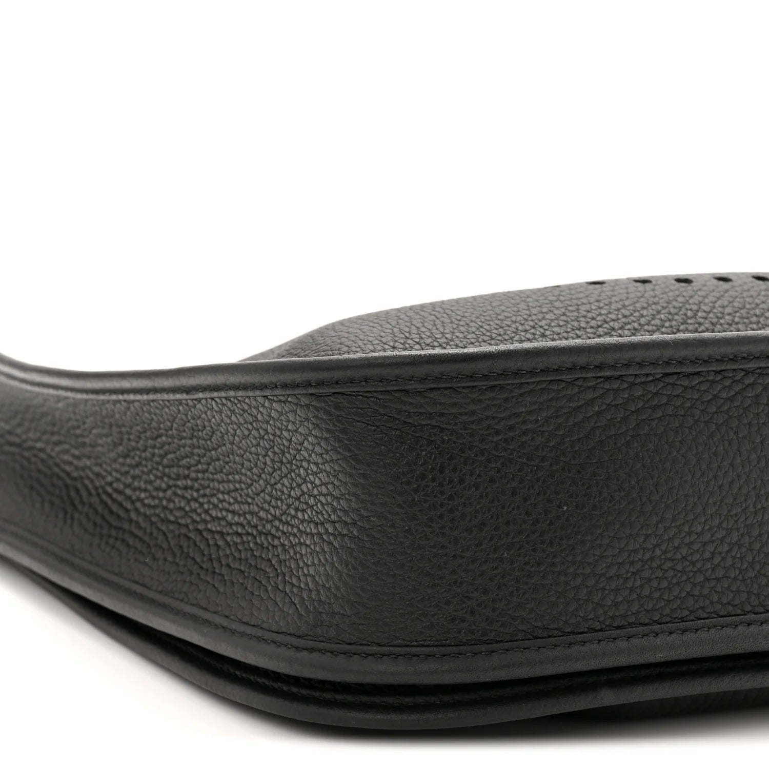 Taurillon Clemence Evelyne III PM Black