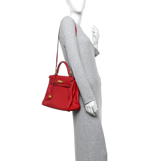 Taurillon Clemence Kelly Retourne 32 Rouge Casaque