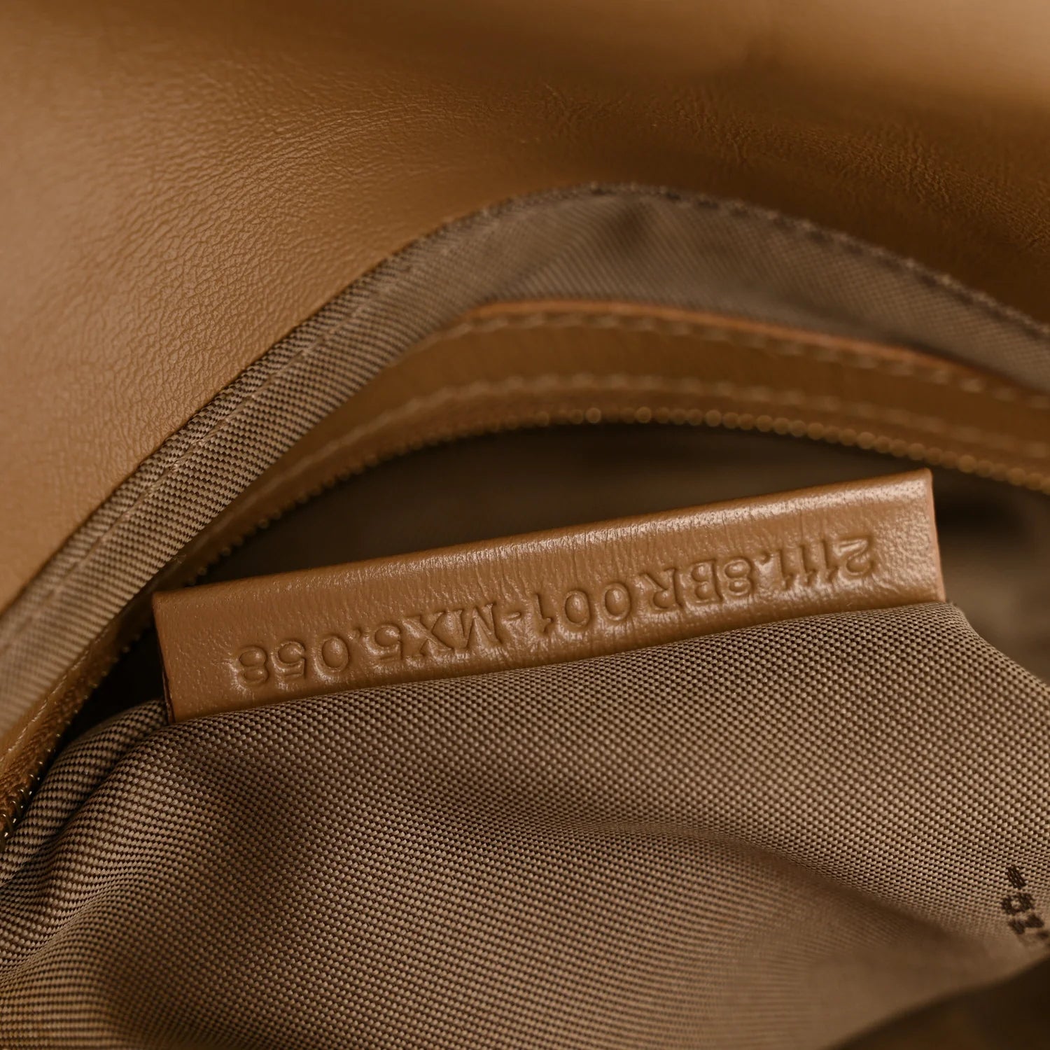 Raffia Mama Baguette Beige