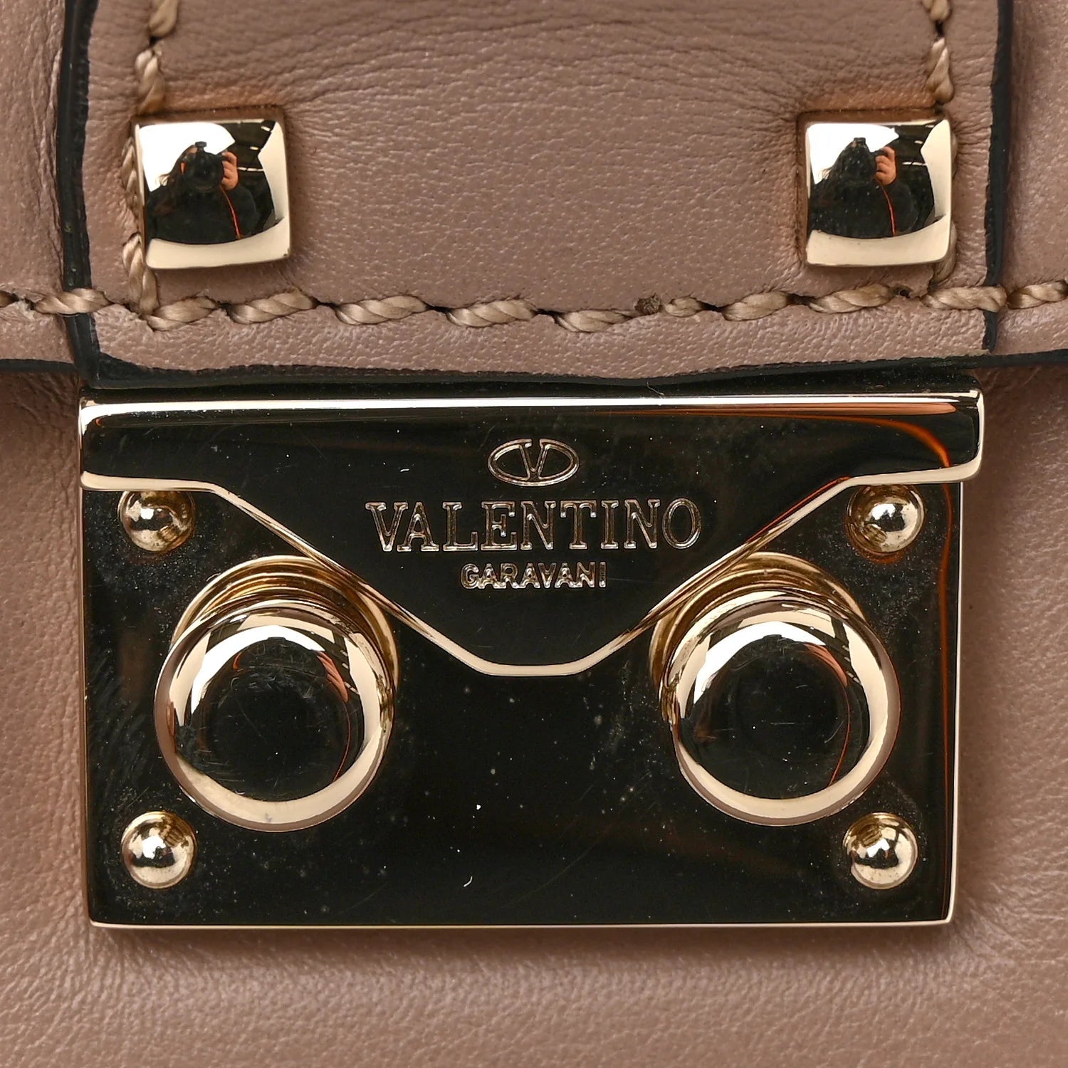 Vitello Small Glam Lock Rockstud Flap Poudre