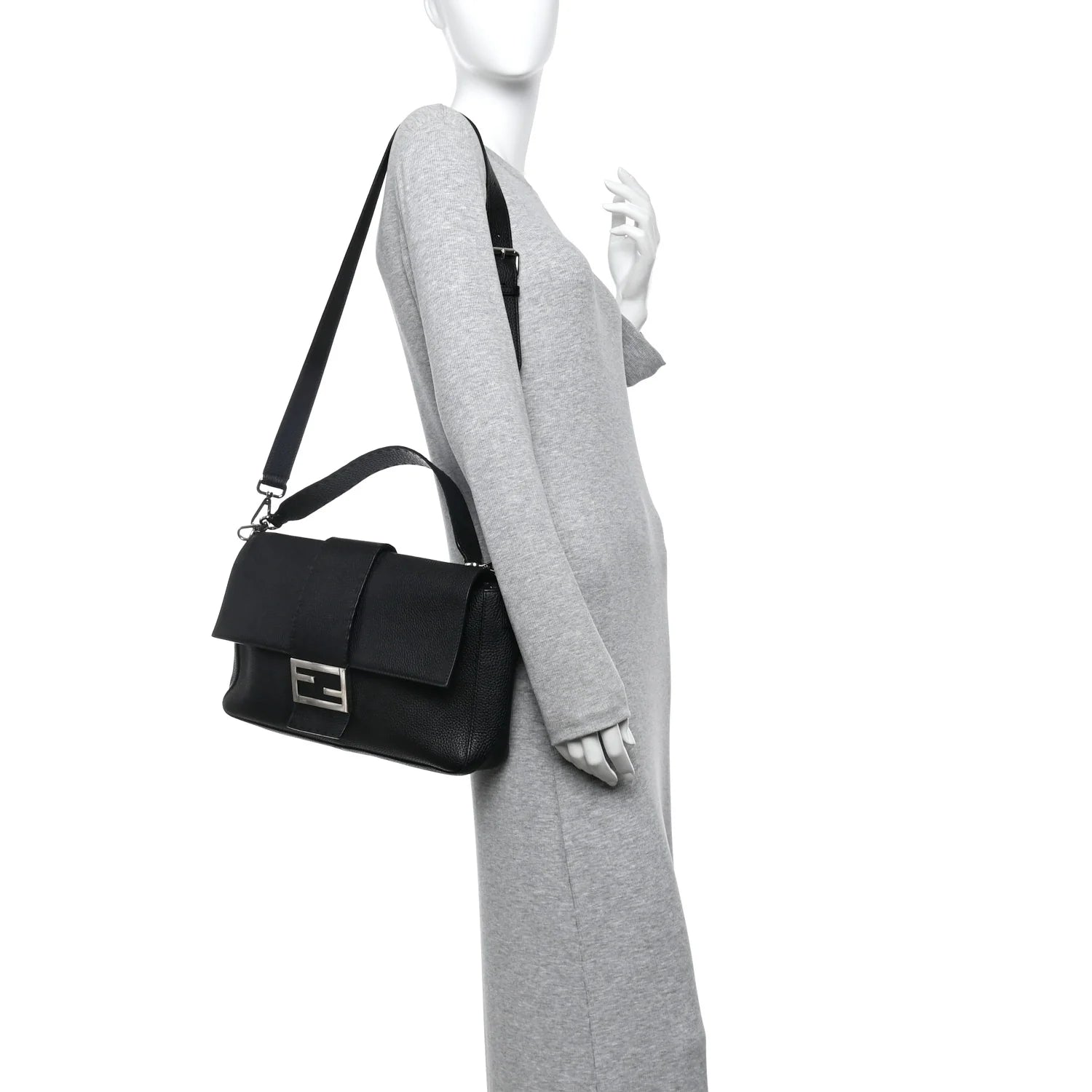 Cuoio Romano Selleria Large Convertible Baguette Black