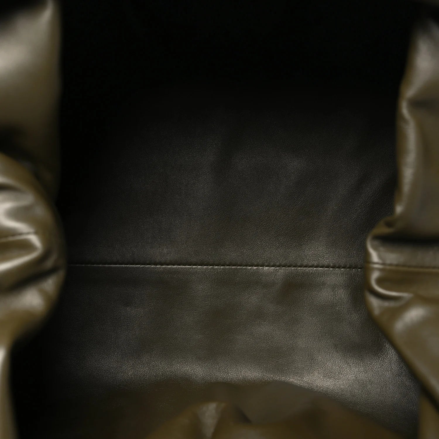 Smooth Butter Calf the Pouch Oversized Clutch Kaki Fondent