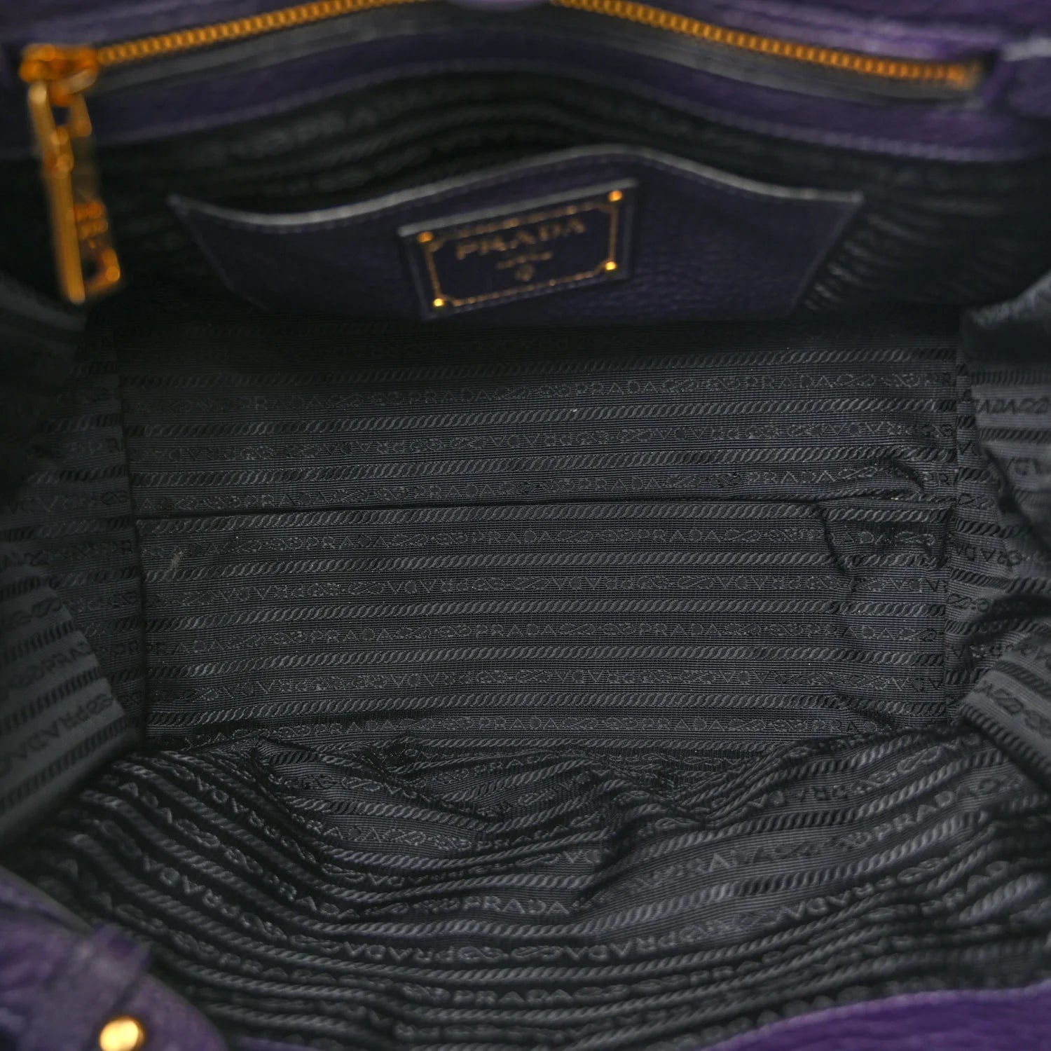 Vitello Daino Shopping Tote Viola