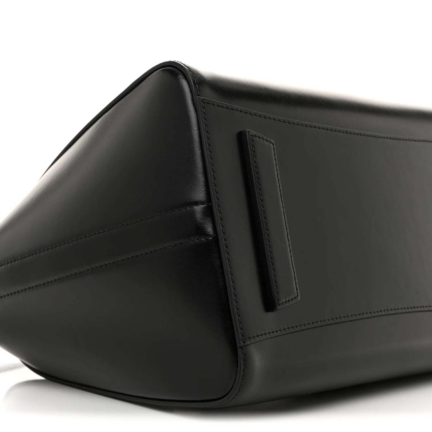 Shiny Lord Calfskin Medium Antigona Black