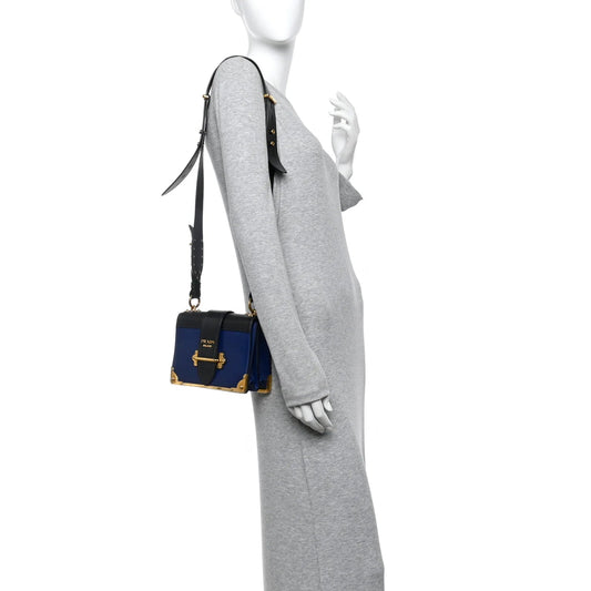 City Calf Saffiano Cahier Bag Bluette Black