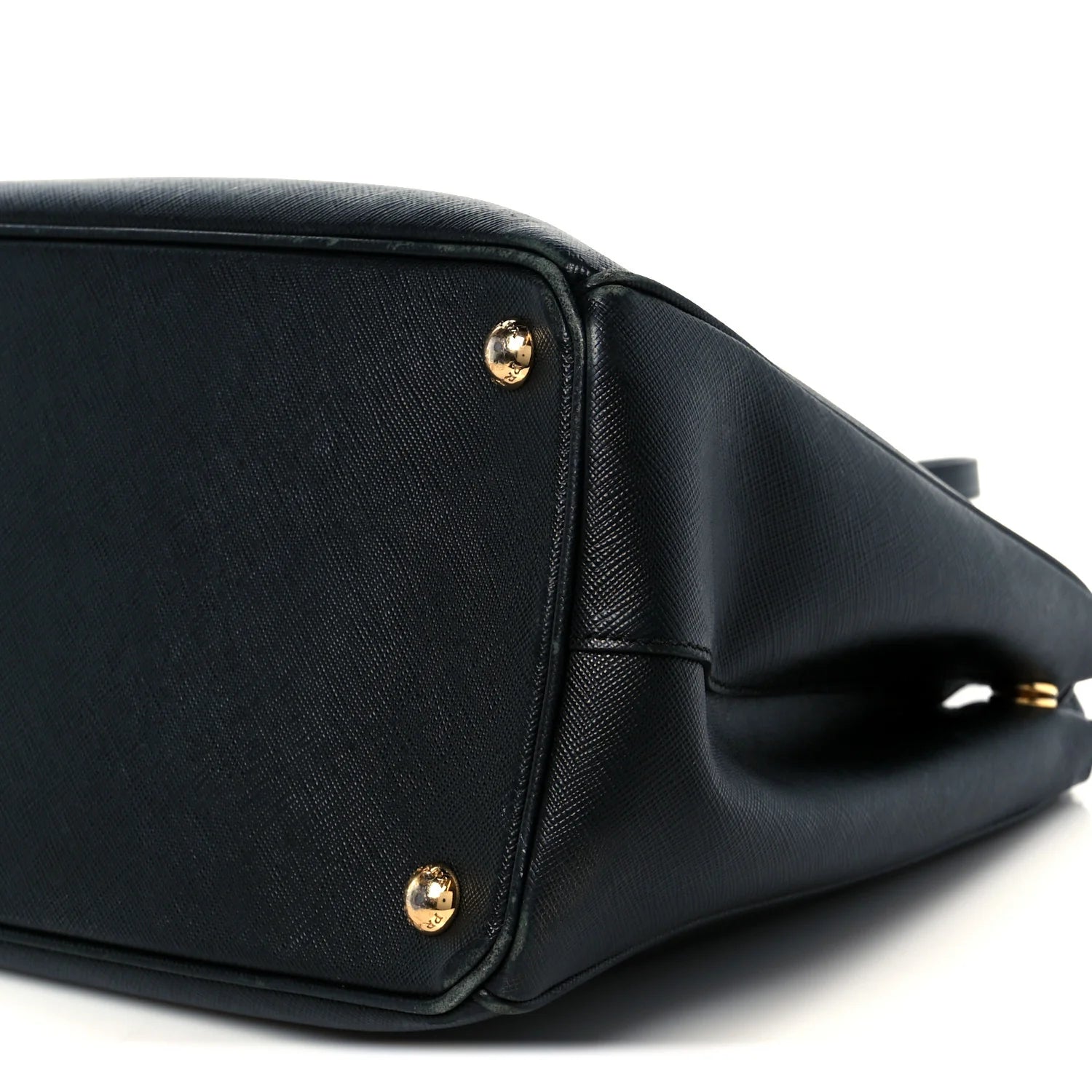 Saffiano Medium Galleria Double Zip Tote Black