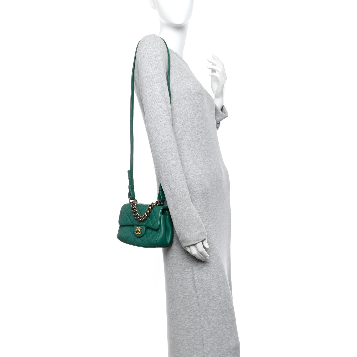 Shiny Sheepskin Quilted Mini Trapezio Flap Green