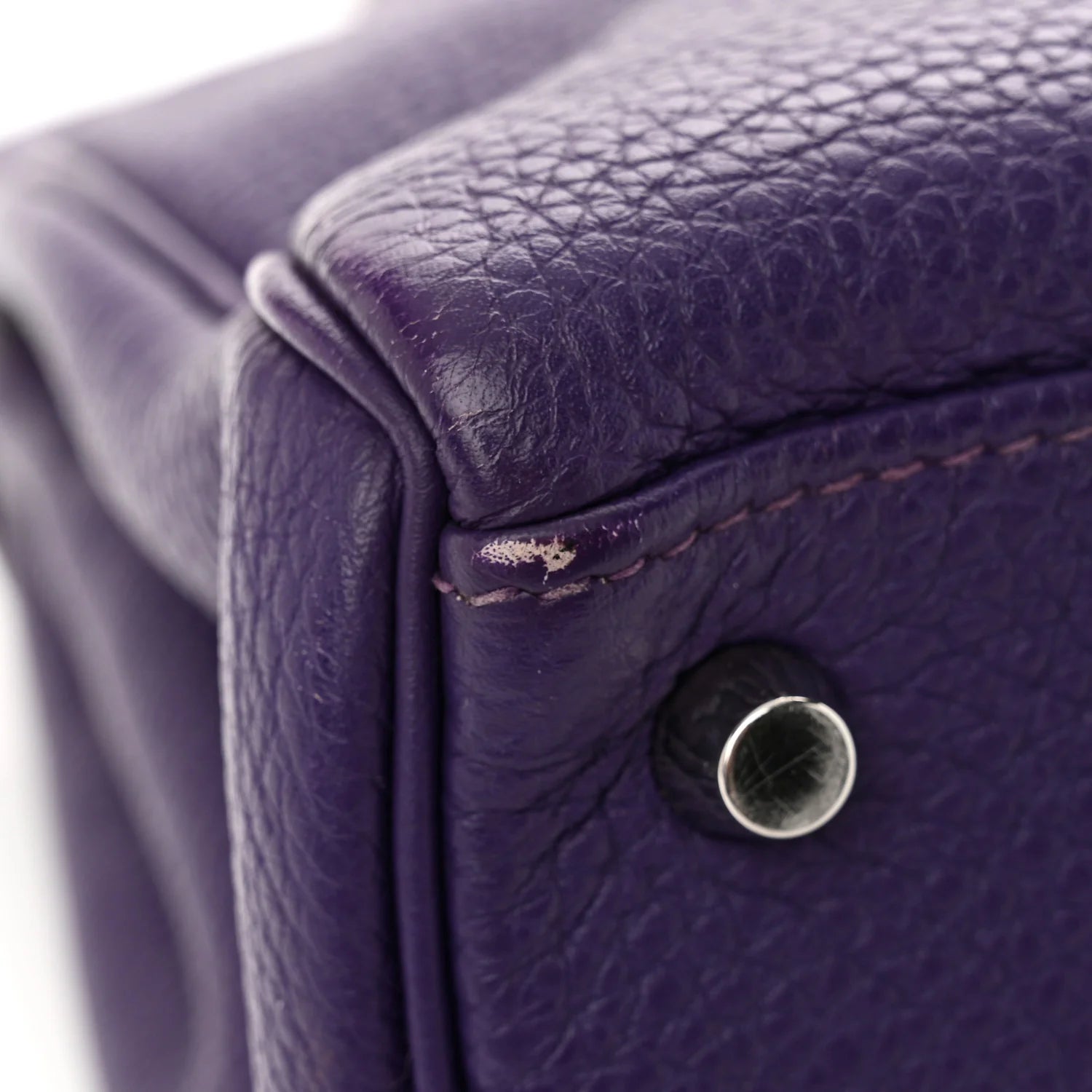 Togo Kelly Retourne 28 Iris