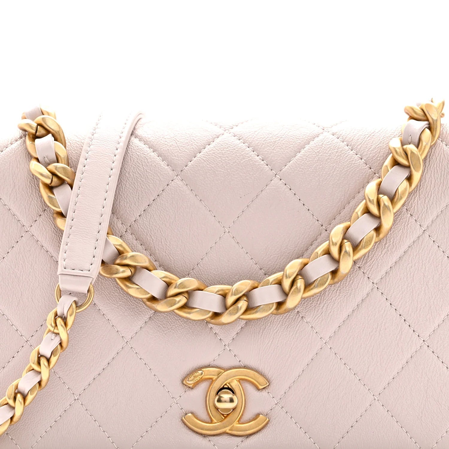 Shiny Lambskin Quilted Small Fashion Therapy Flap Bag Lilac