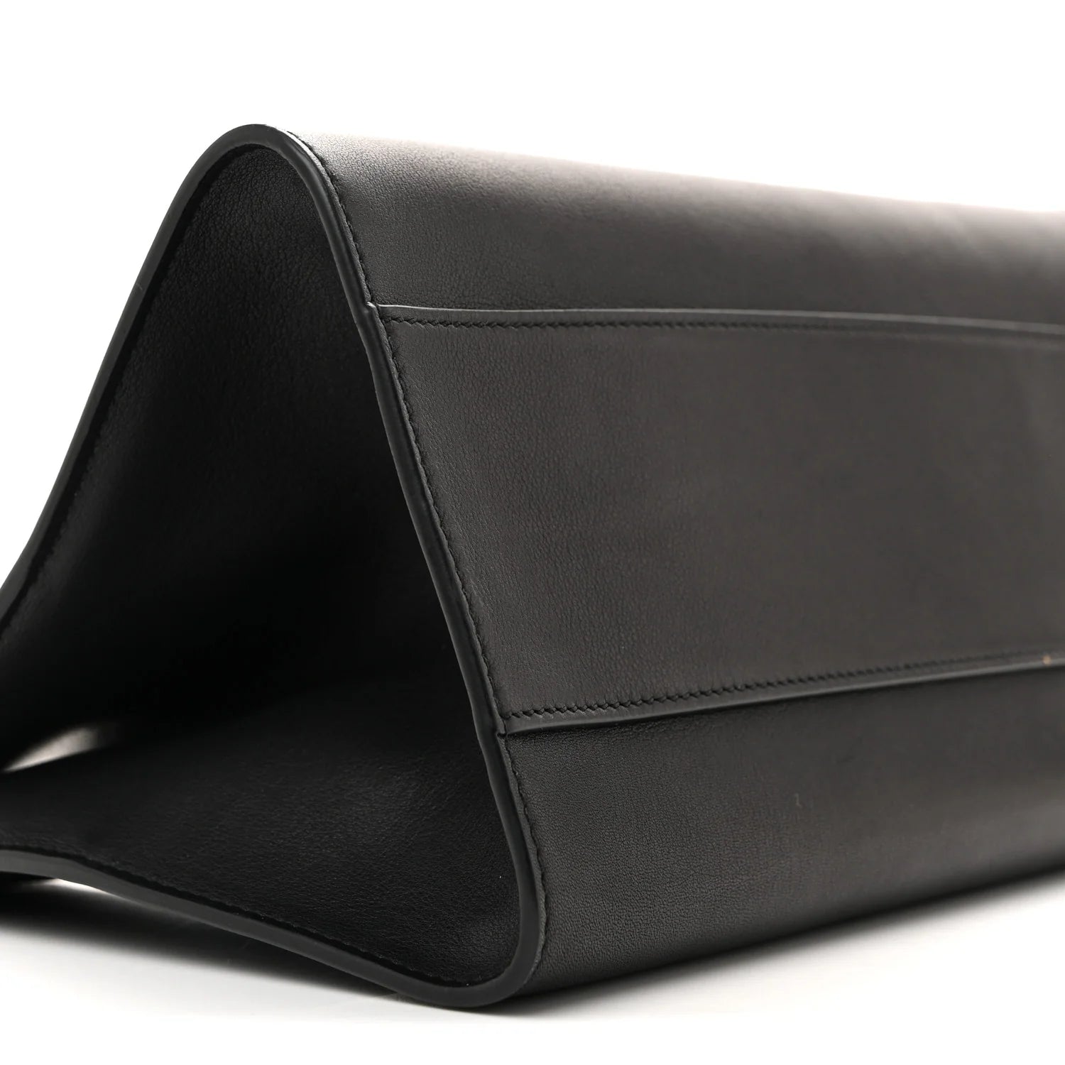 Smooth Calfskin Peggy Bag Black