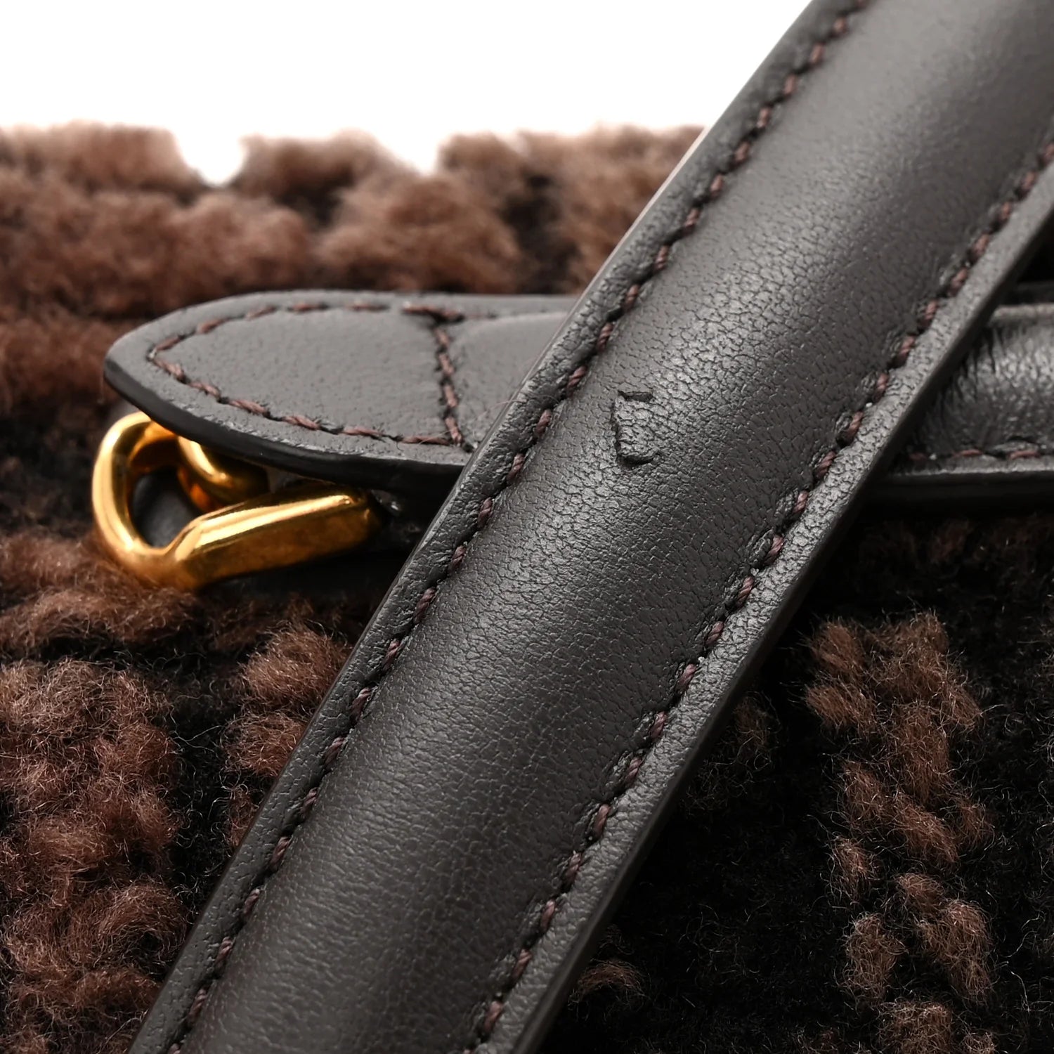 Shearling FF Midi Chain Baguette Ebano