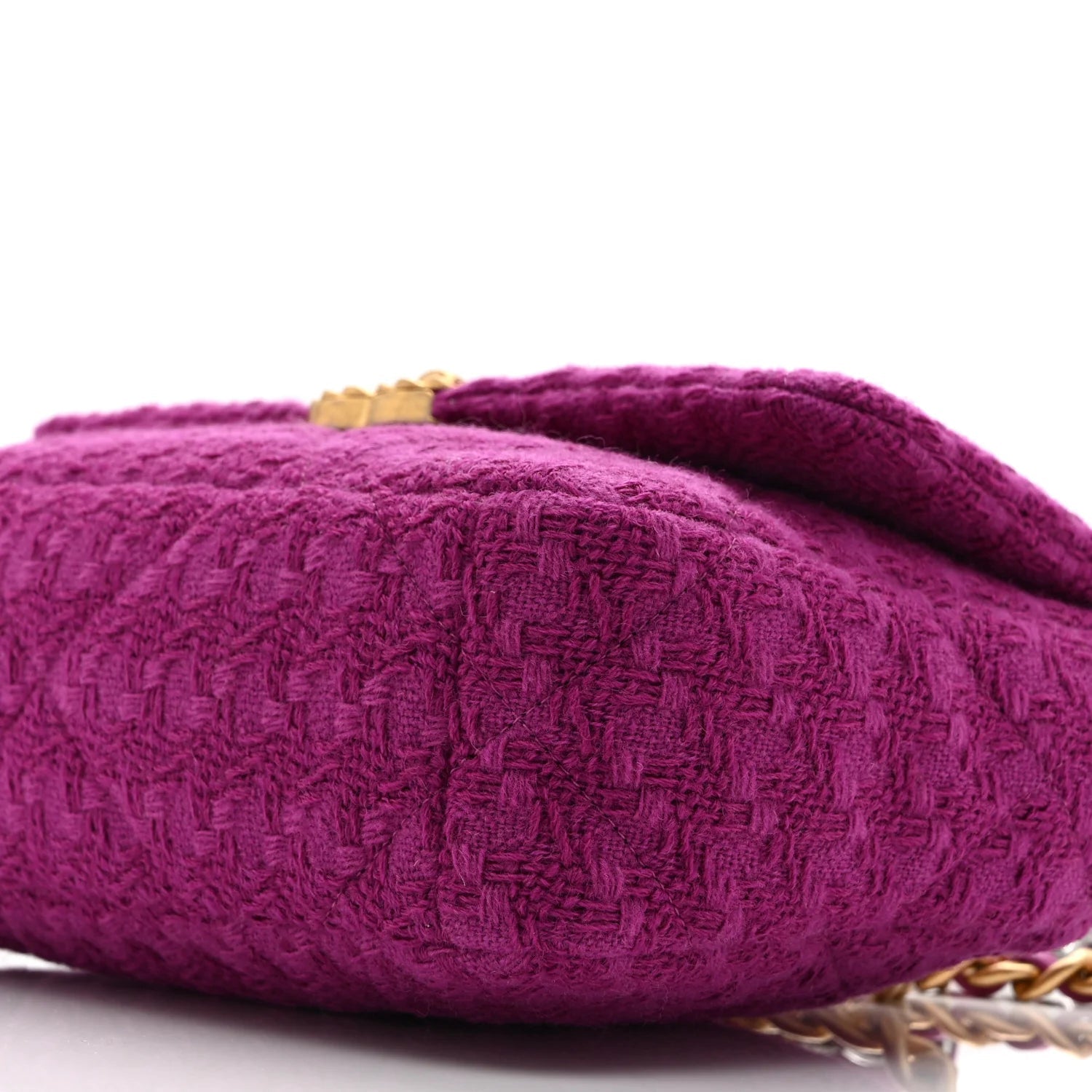 Tweed Quilted Medium  19 Flap Magenta