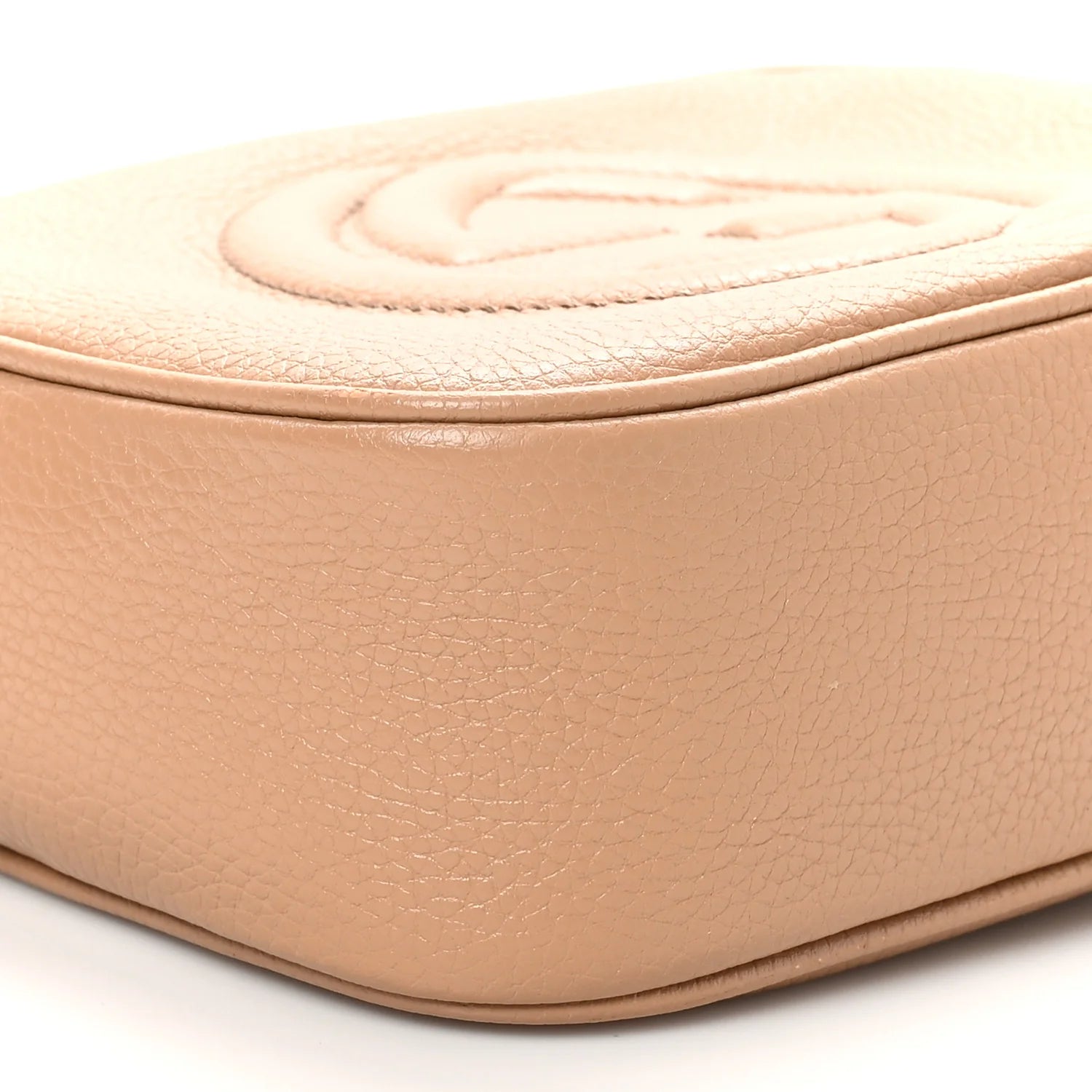 Pebbled Calfskin Small Soho Disco Bag Camelia