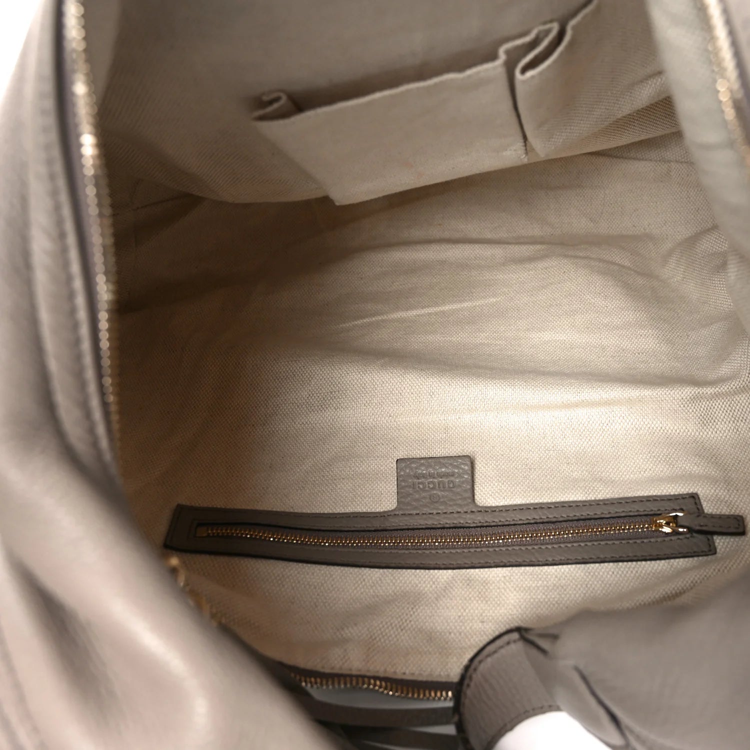 Pebbled Calfskin Large Soho Hobo New Fango