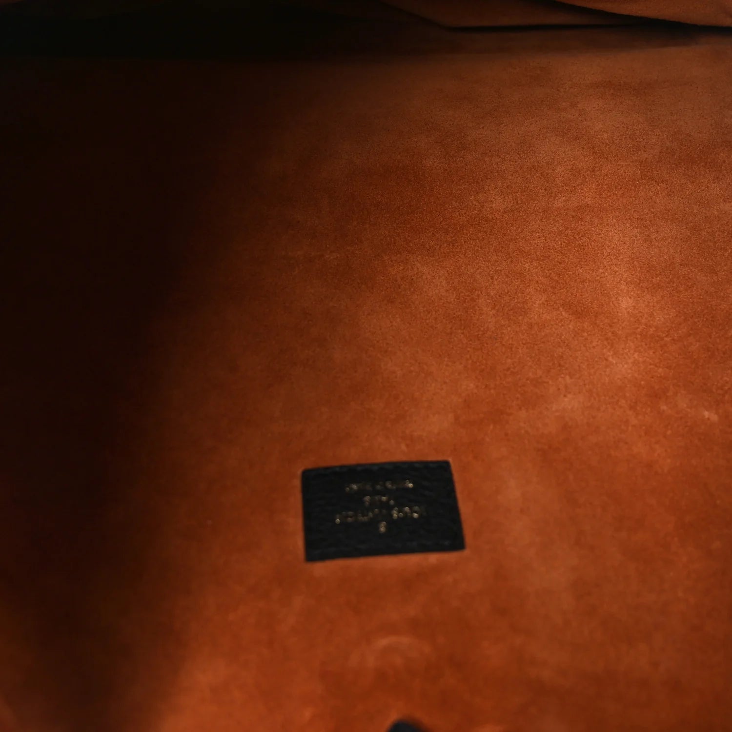 Grained Calfskin Low Key Hobo MM Black