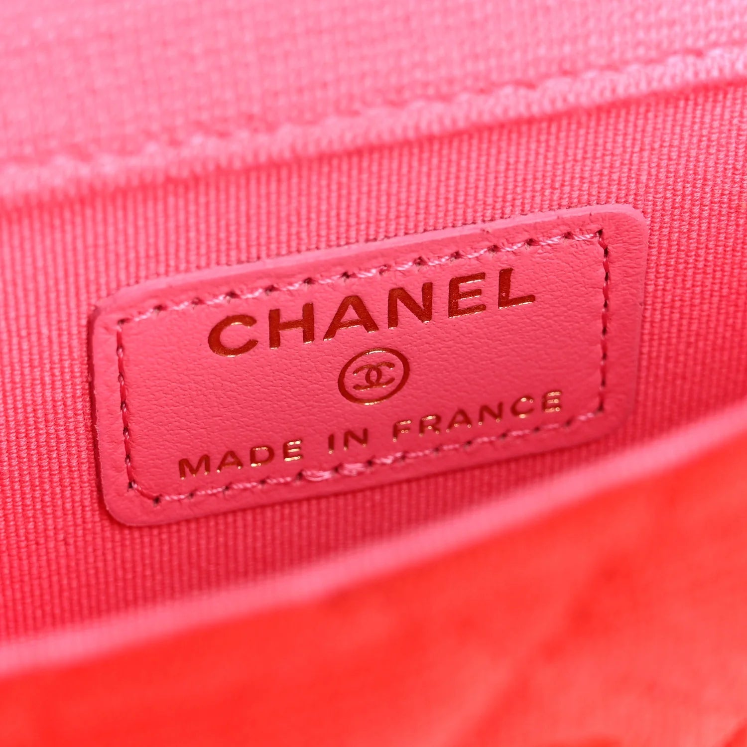 Jersey Quilted Micro Mini Flap Red