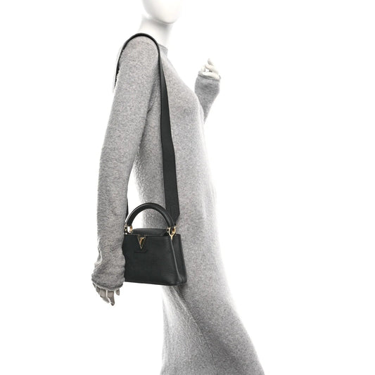 Taurillon Mini Capucines Black