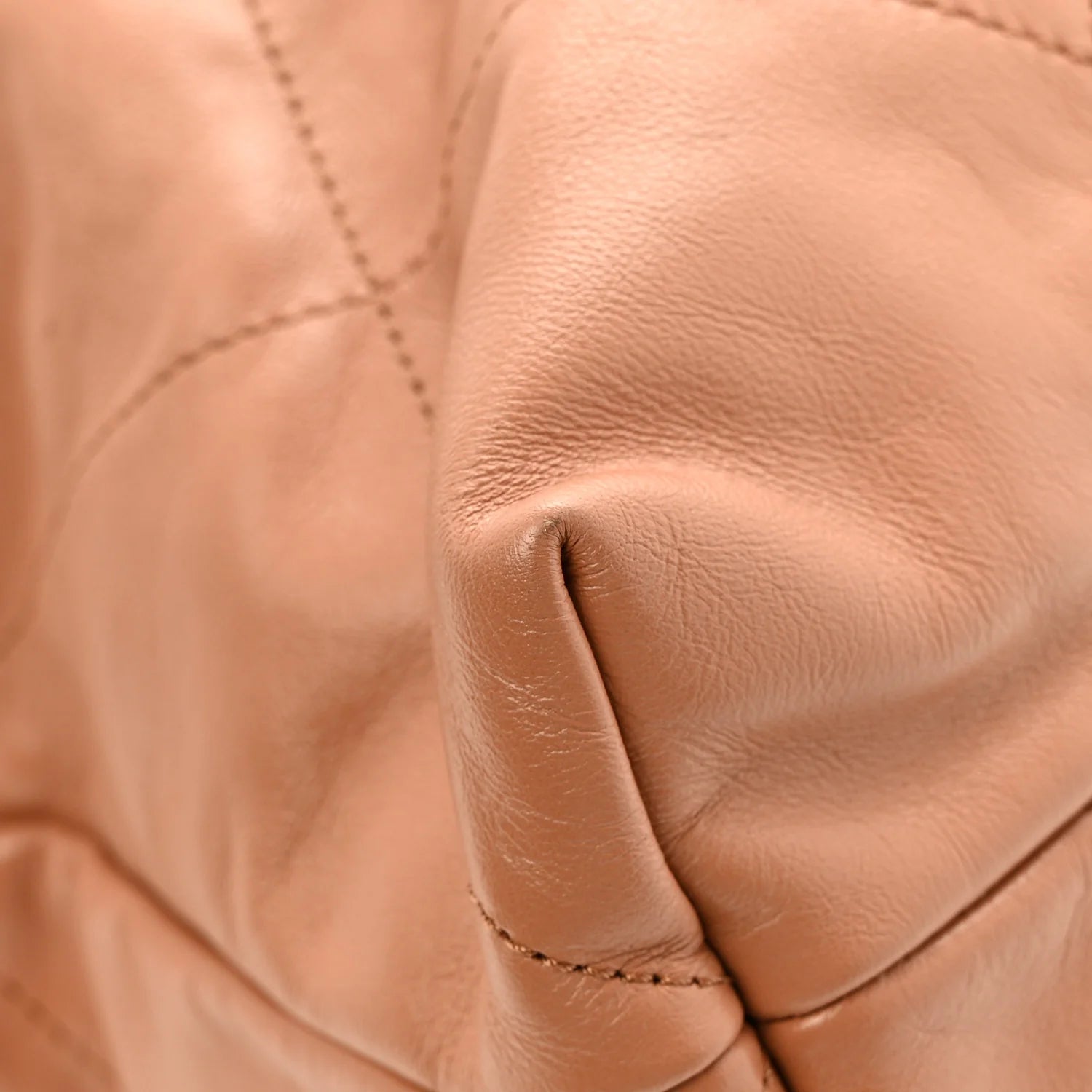 Shiny Calfskin Quilted  22 Camel