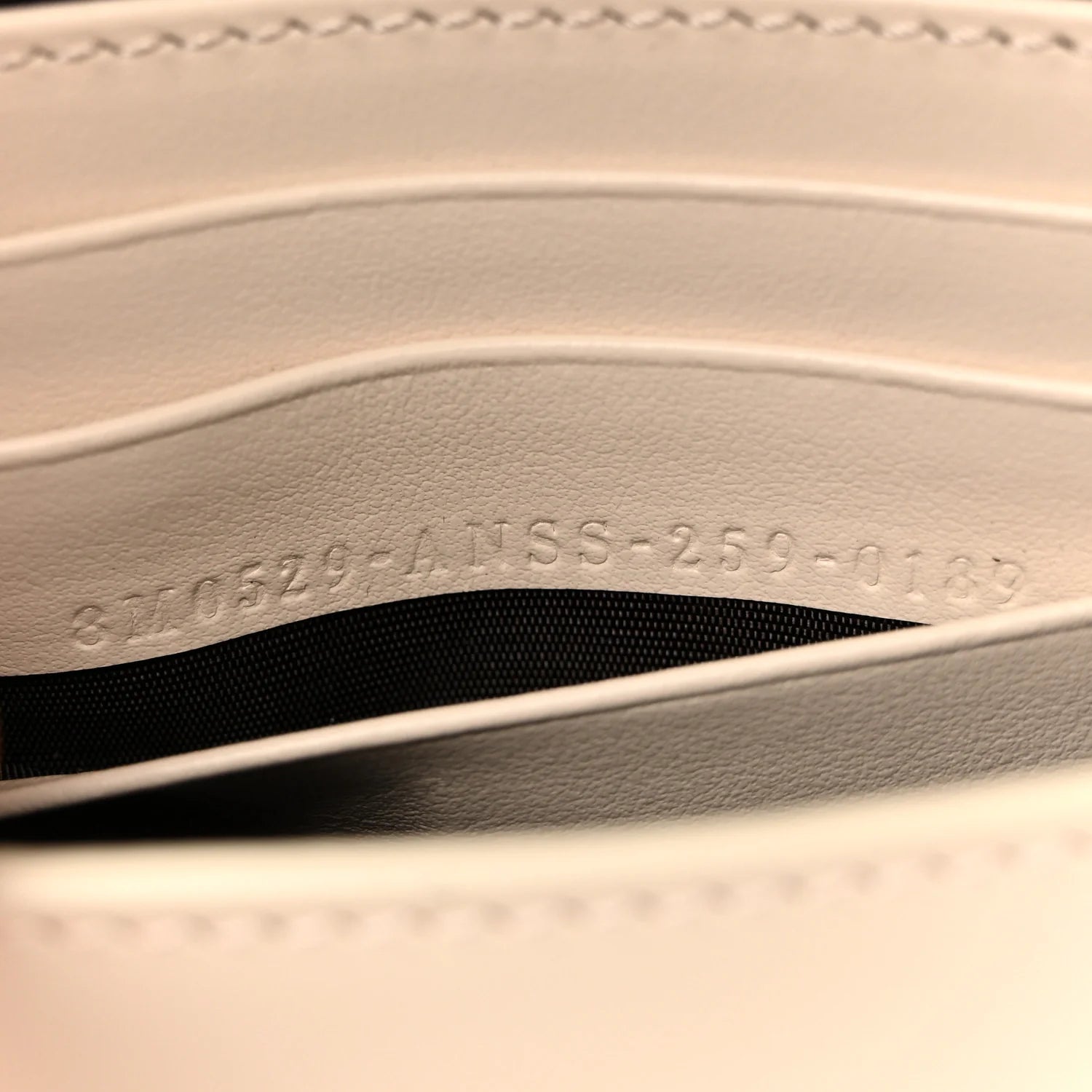 Vitello Grace graphy Wallet on Chain Camelia